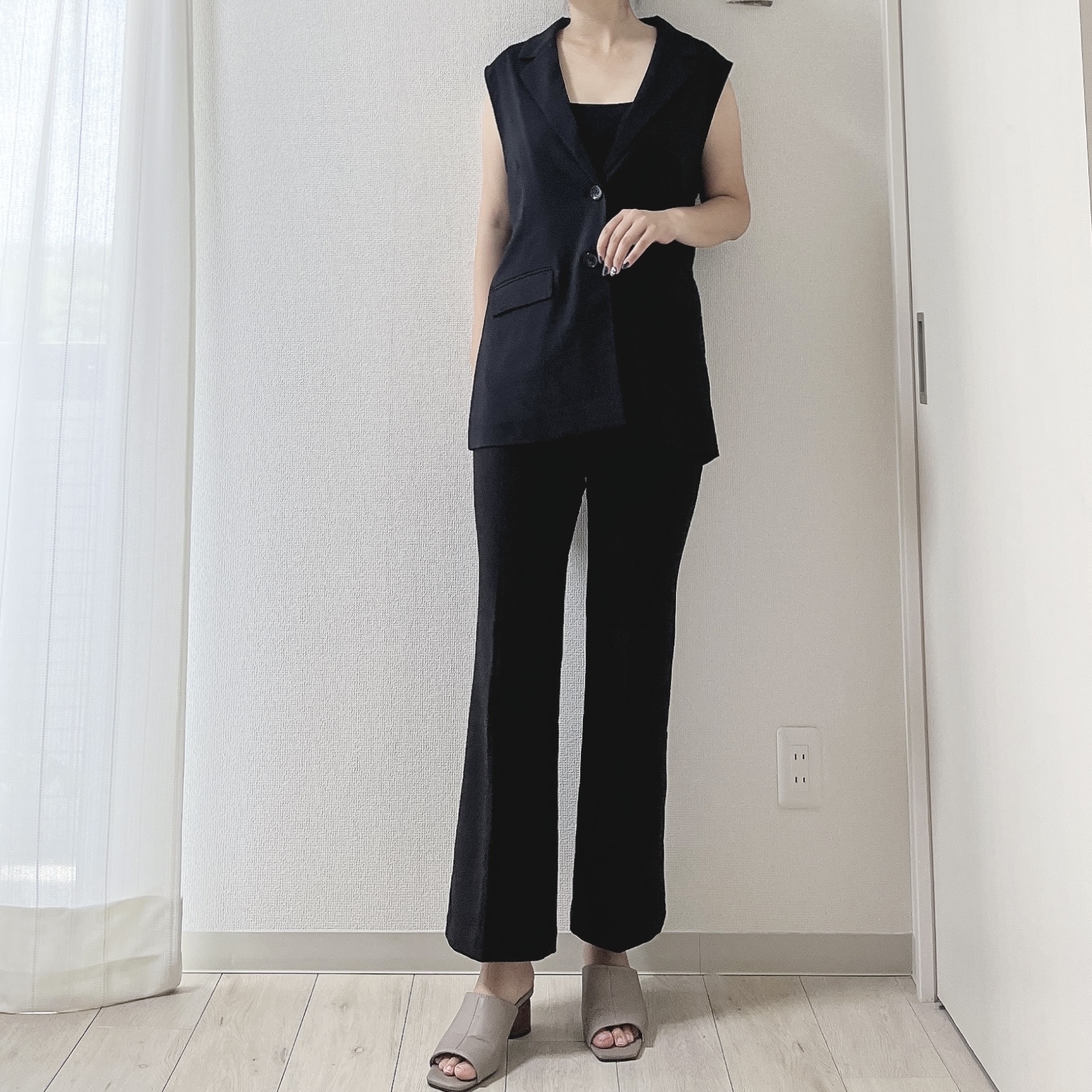 Honeys（ハニーズ）のおすすめトップス「テーラードジレ」