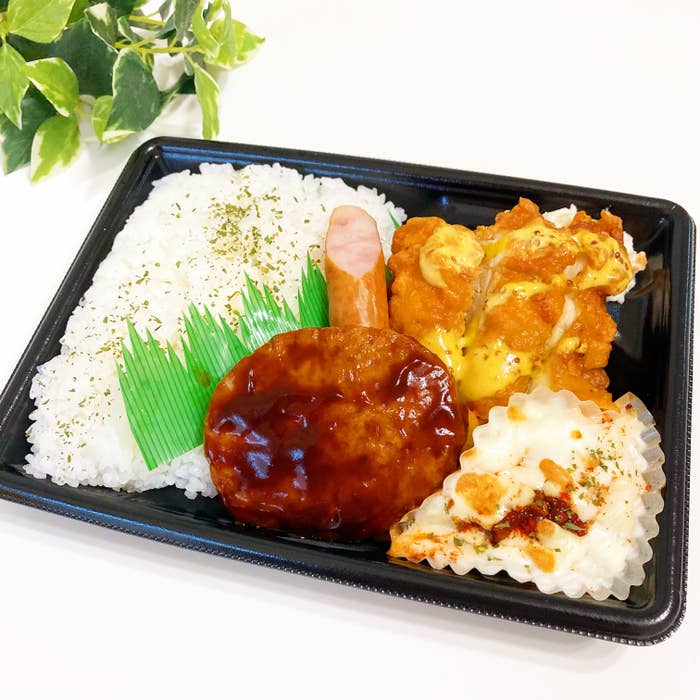 FamilyMart(ファミリーマート)のおすすめお弁当「洋風ミックス弁当」