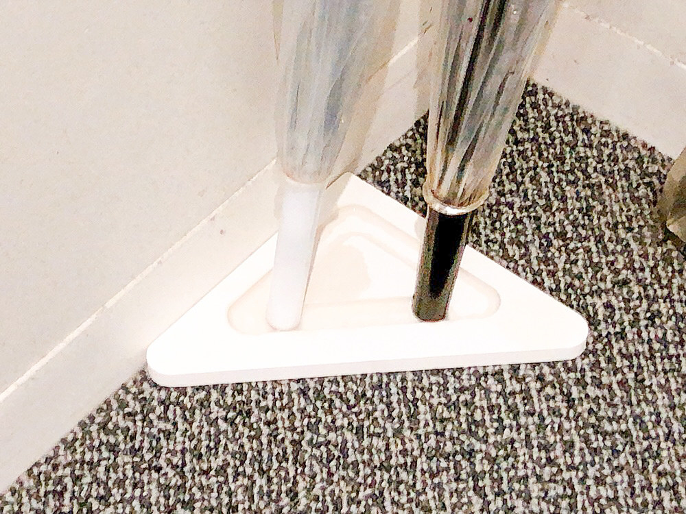 ダイソーのおすすめ雑貨「珪藻土傘立て」