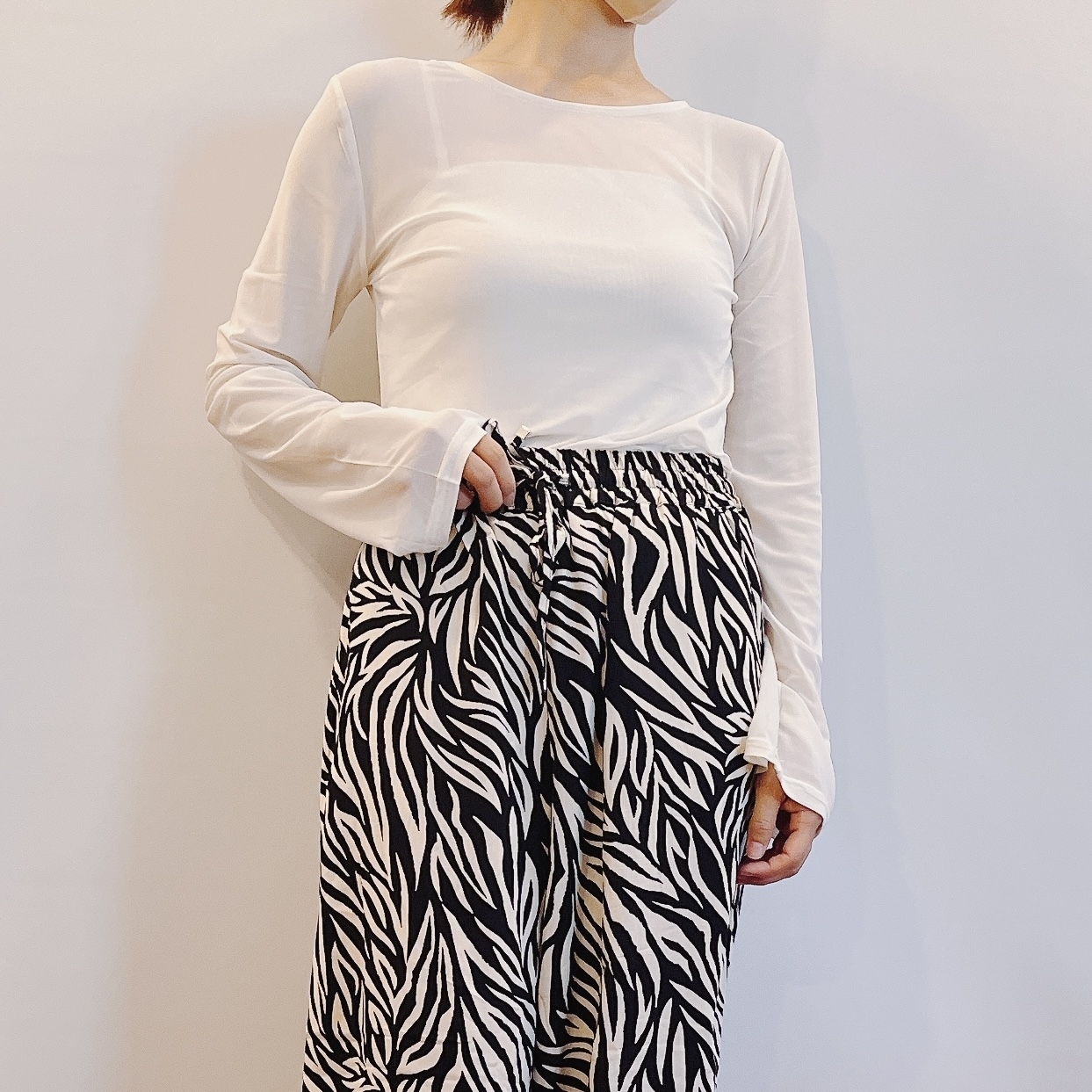 しまむらのオススメのトップス「エリバインダーフレアシアT」