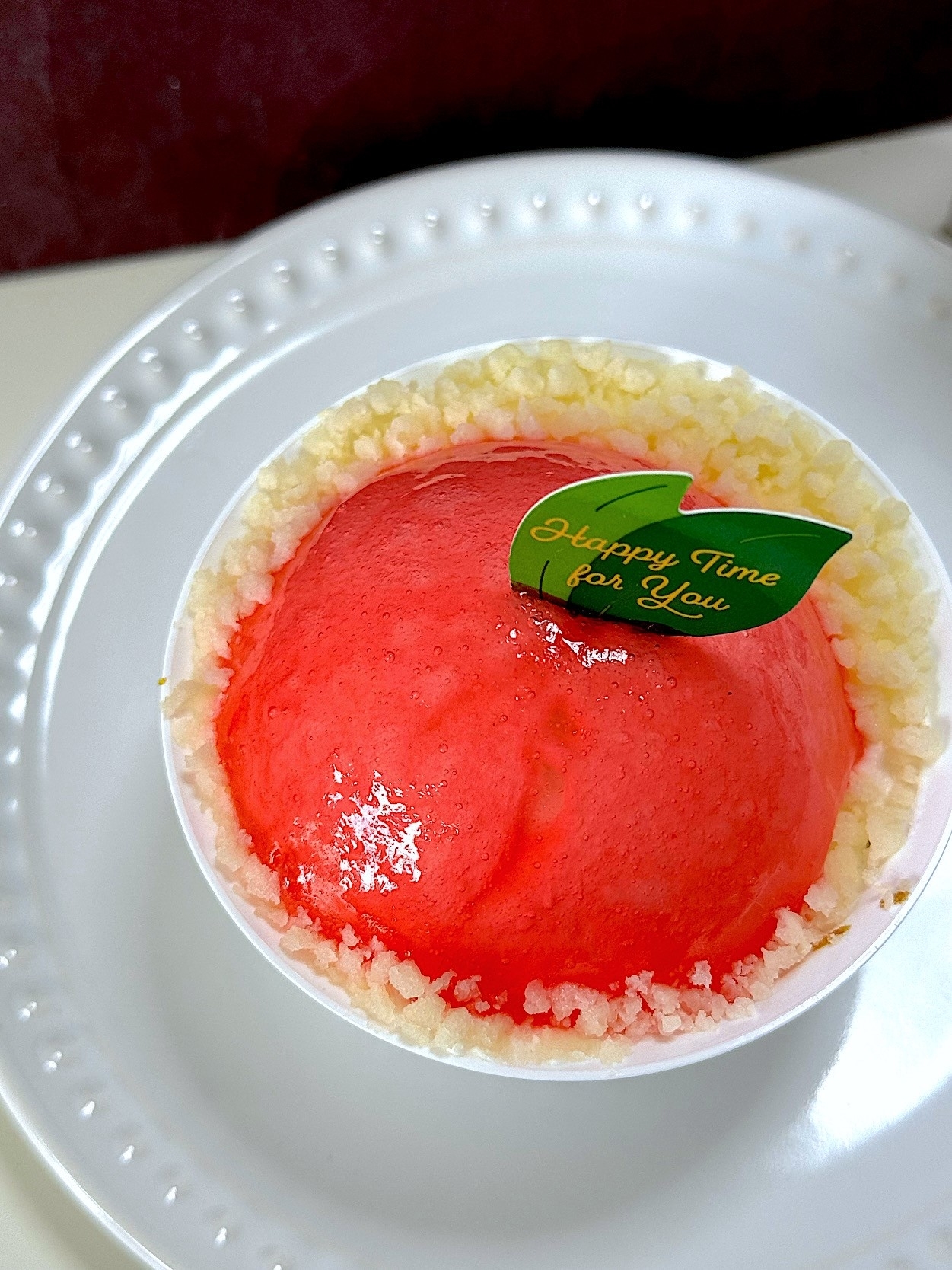 シャトレーゼのおすすめスイーツ「まんまる白桃ケーキ」