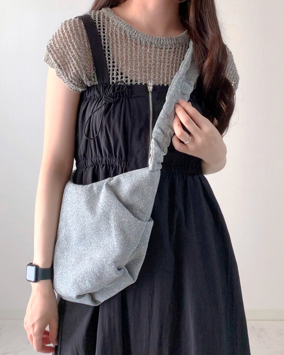 ほむら　ショルダーバッグ他　ハンドメイド AMBIDEX Store ○〇ひらひらパンジーかぎ針刺繍 バッグ(F クロ