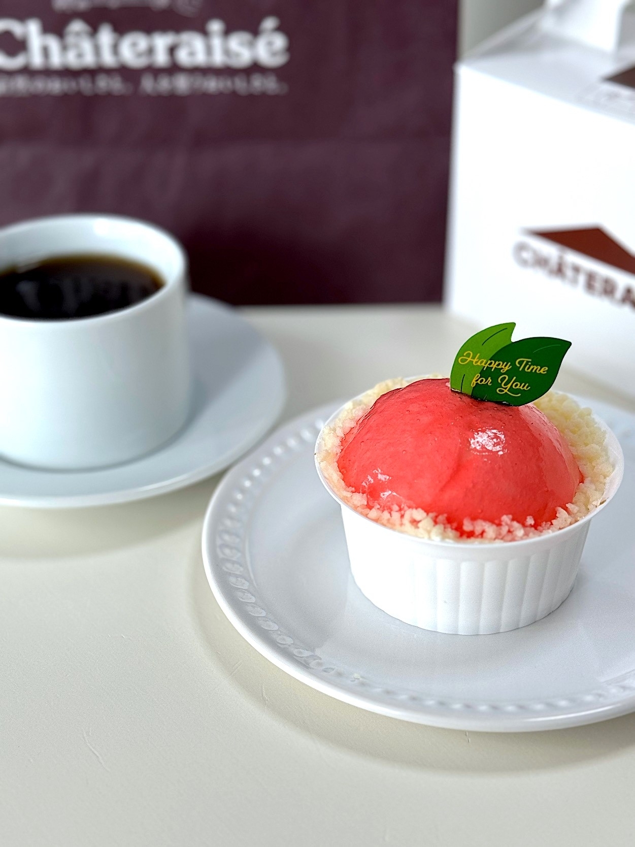 シャトレーゼのおすすめスイーツ「まんまる白桃ケーキ」