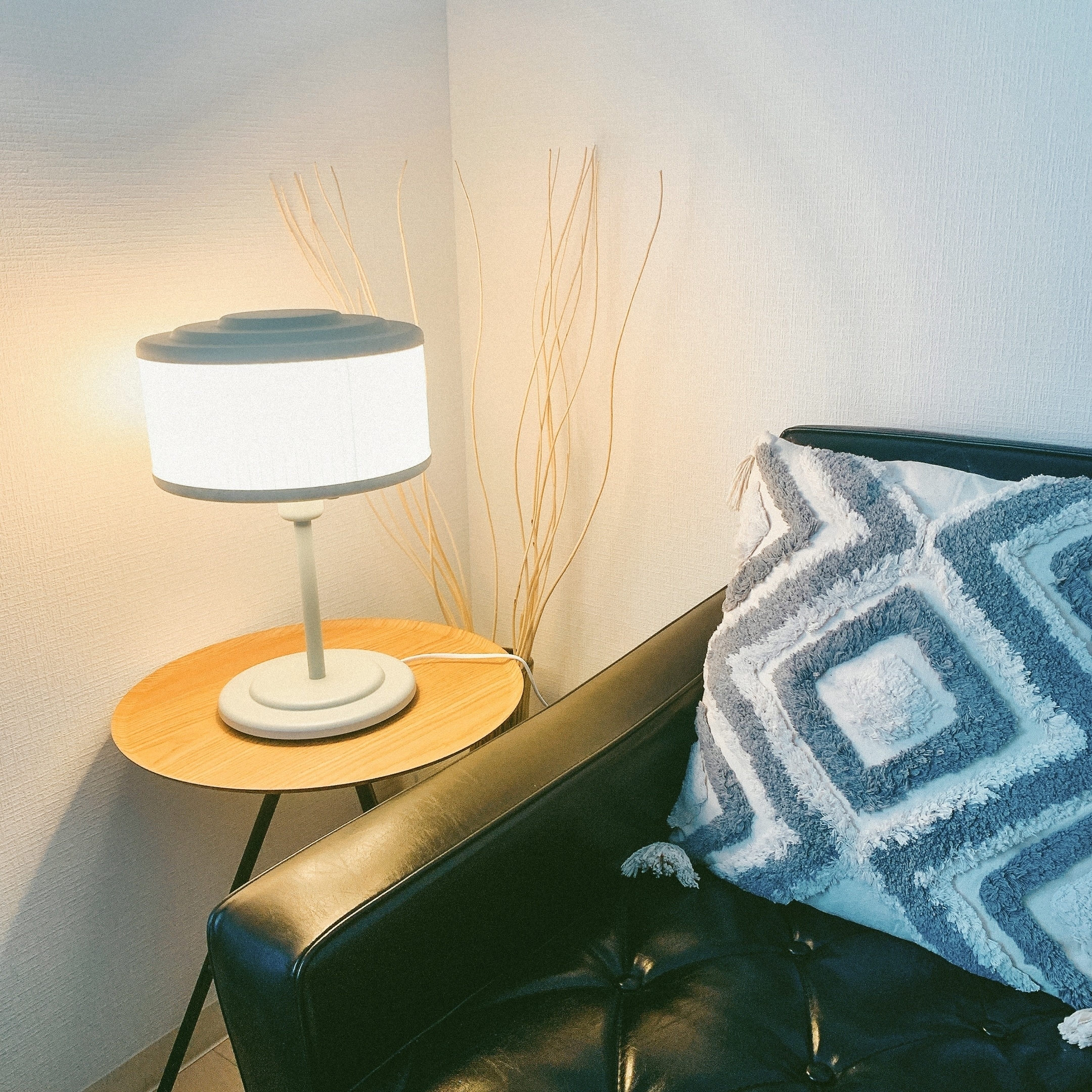 IKEA（イケア）のおしゃれな韓国っぽアイテム「REMTÅNG レムトングテーブルランプ」