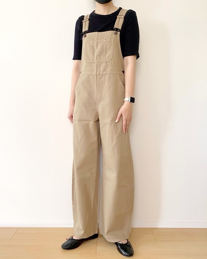 GU（ジーユー）のおすすめファッションアイテム「ペインターオーバーオール+E」