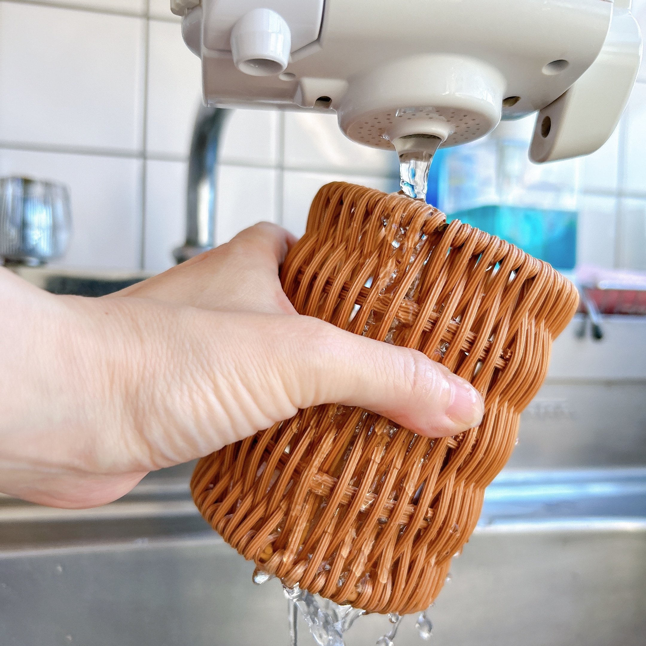 3COINS(スリーコインズ)のおすすめ便利グッズ「《洗える!》ラタンカトラリースタンド」