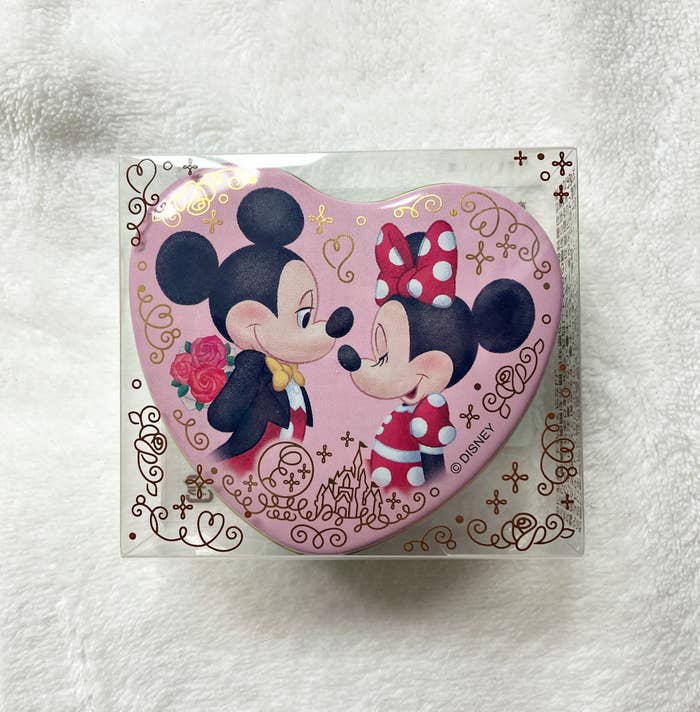 ディズニーランドのおすすめお土産「キャンディー 缶 ミッキー ミニー」