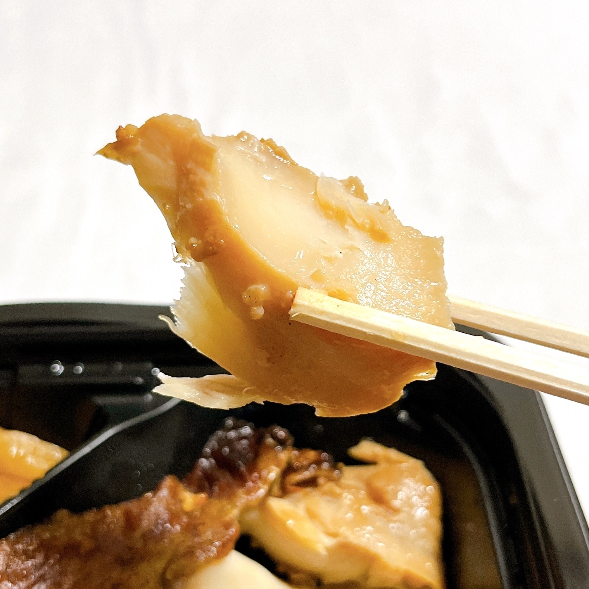 大戸屋のおすすめお弁当「沖目鯛の醤油こうじ漬け炭火焼き弁当」