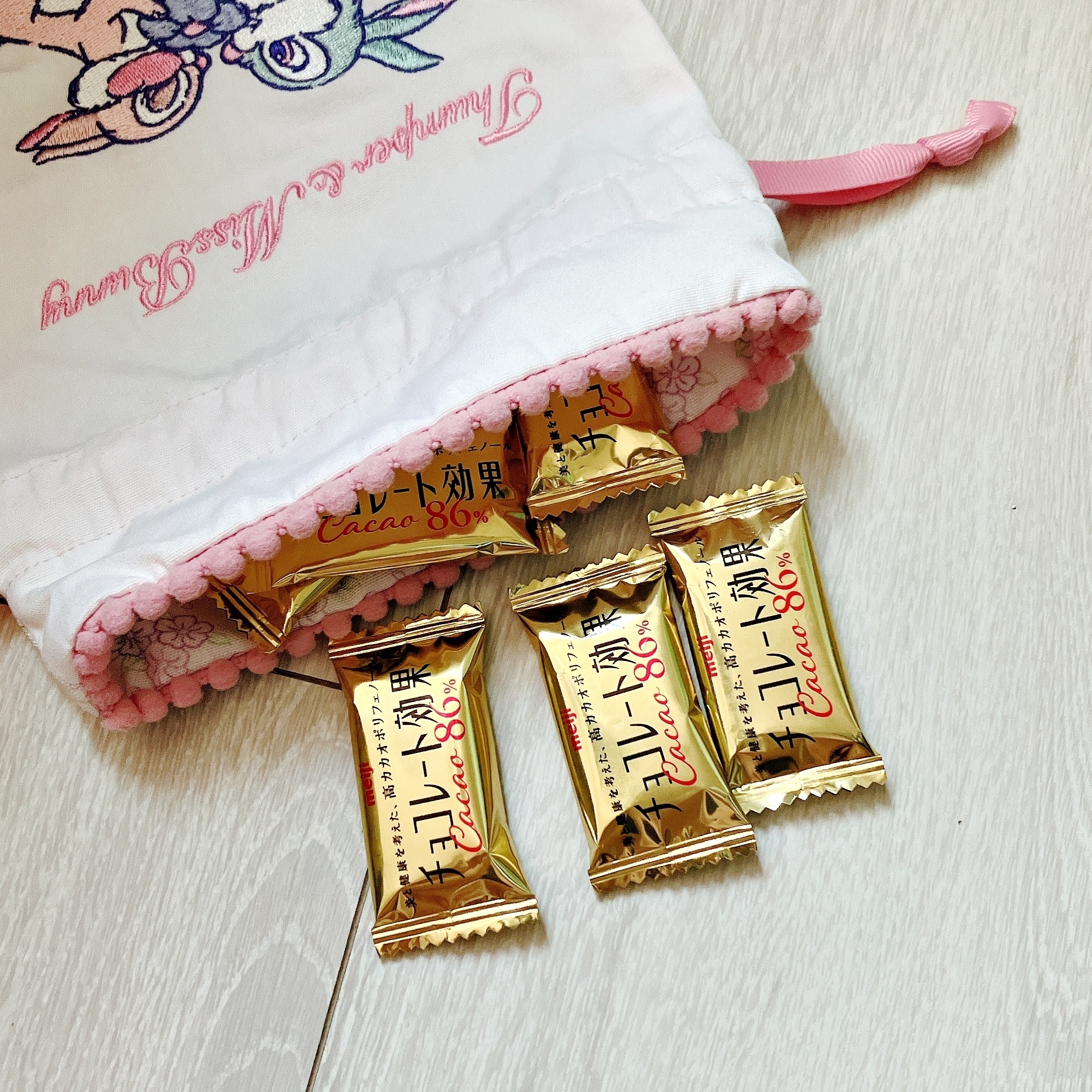 ディズニーランドのおすすめアイテム「きんちゃく サンパー ミス・バニー」