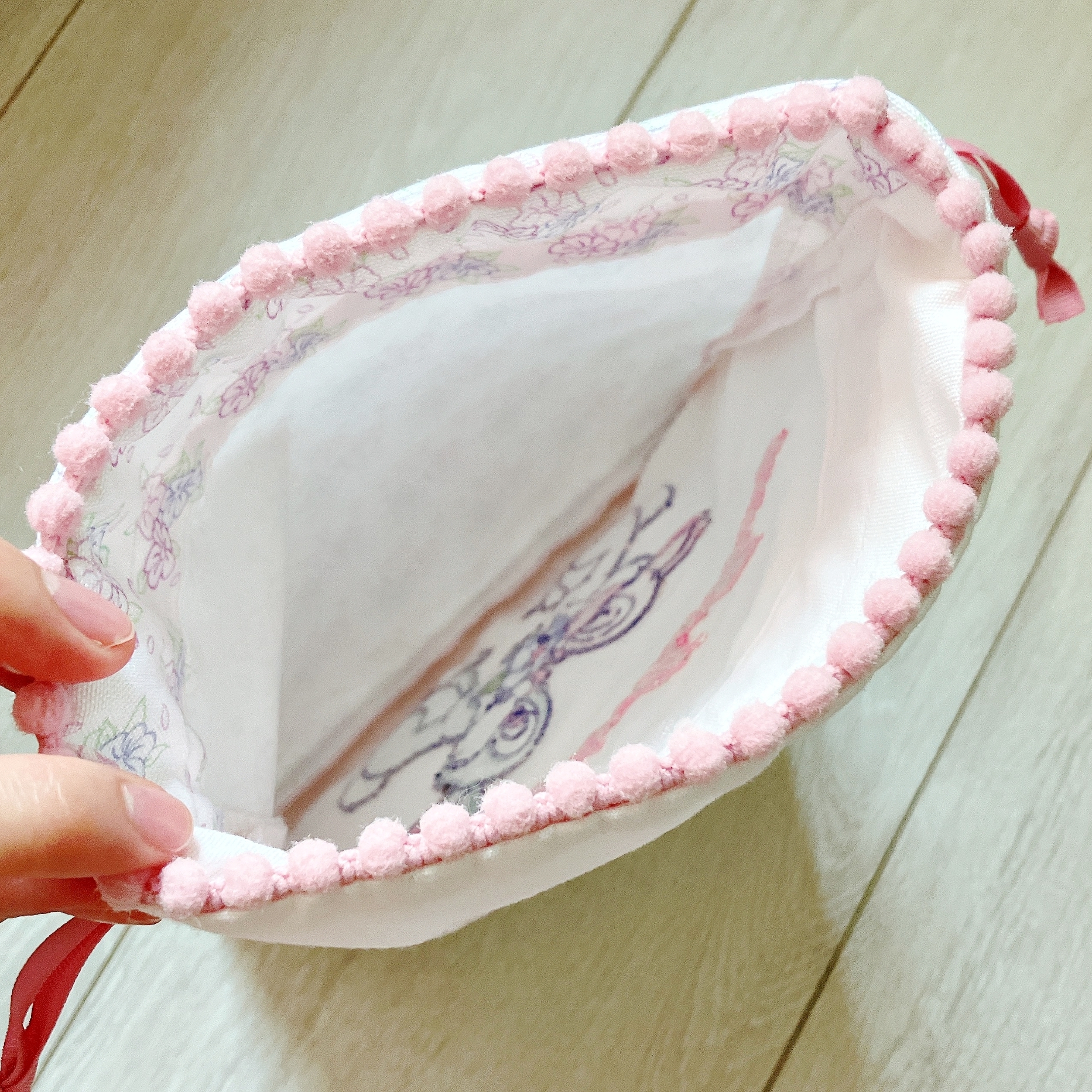 ディズニーランドのおすすめアイテム「きんちゃく サンパー ミス・バニー」