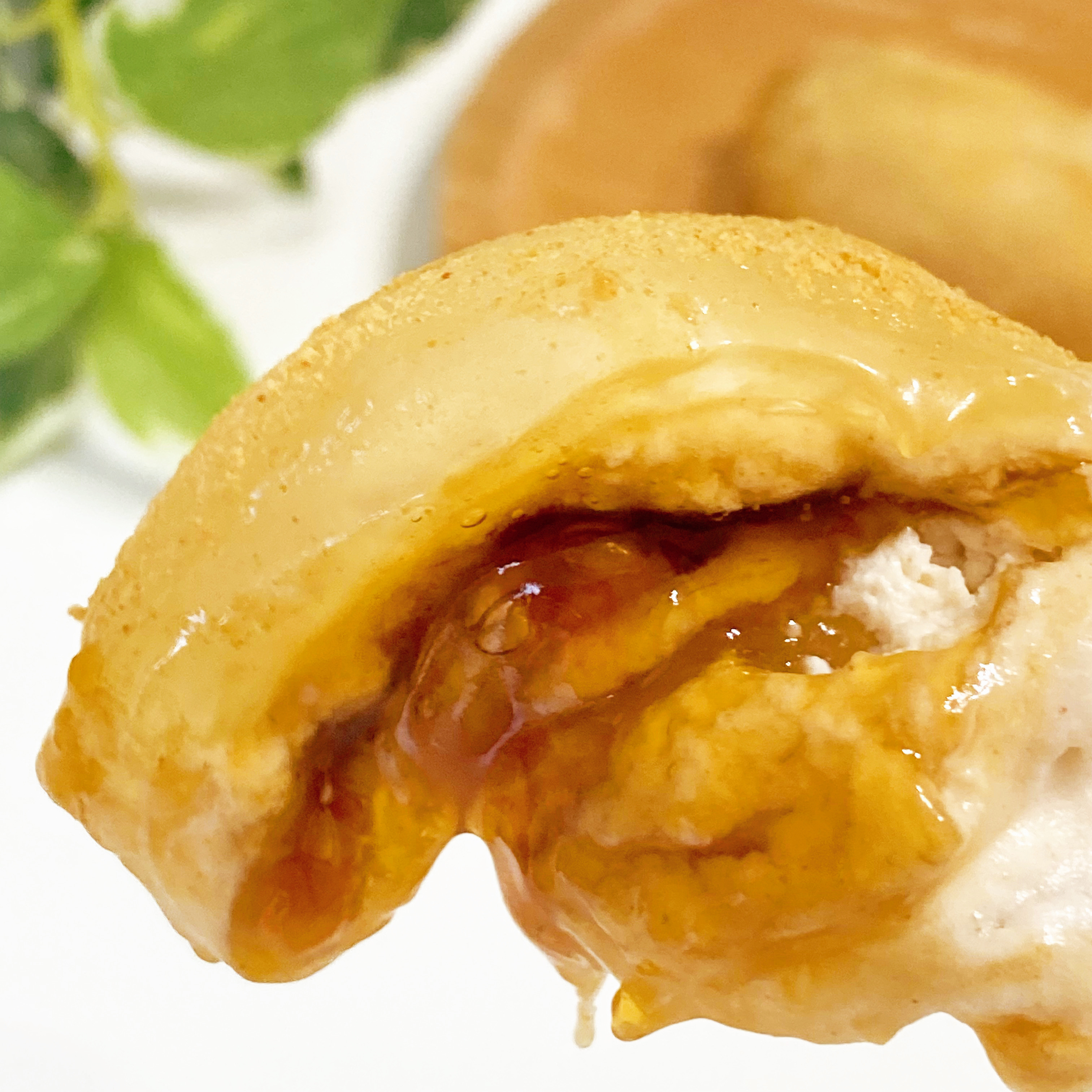 FamilyMart（ファミリーマート）のおすすめ和菓子「くりーむわらび餅（黒蜜＆きなこホイップ）」