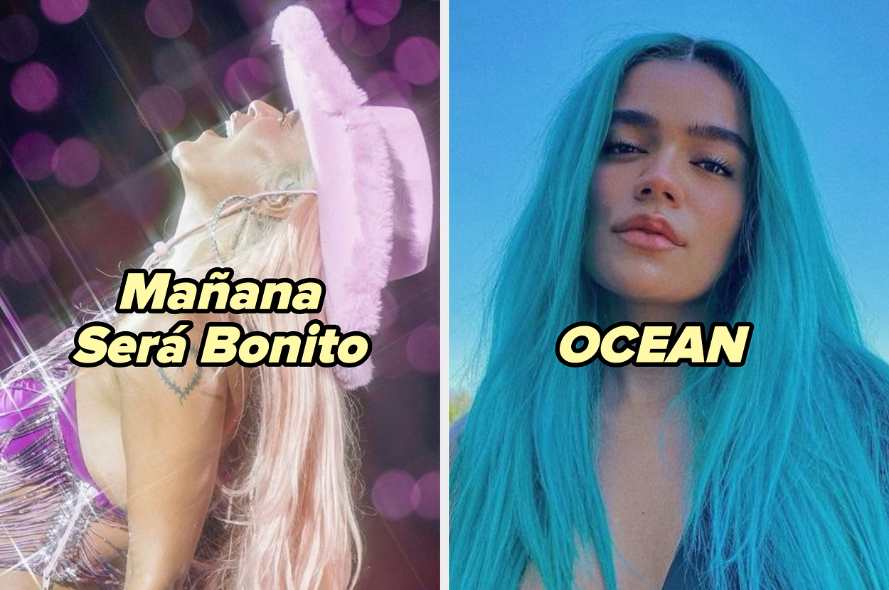Karol G en un escenario con sombrero vaquero rosa y con cabello azul anunciando álbum "Mañana Será Bonito" y "OCEANS"