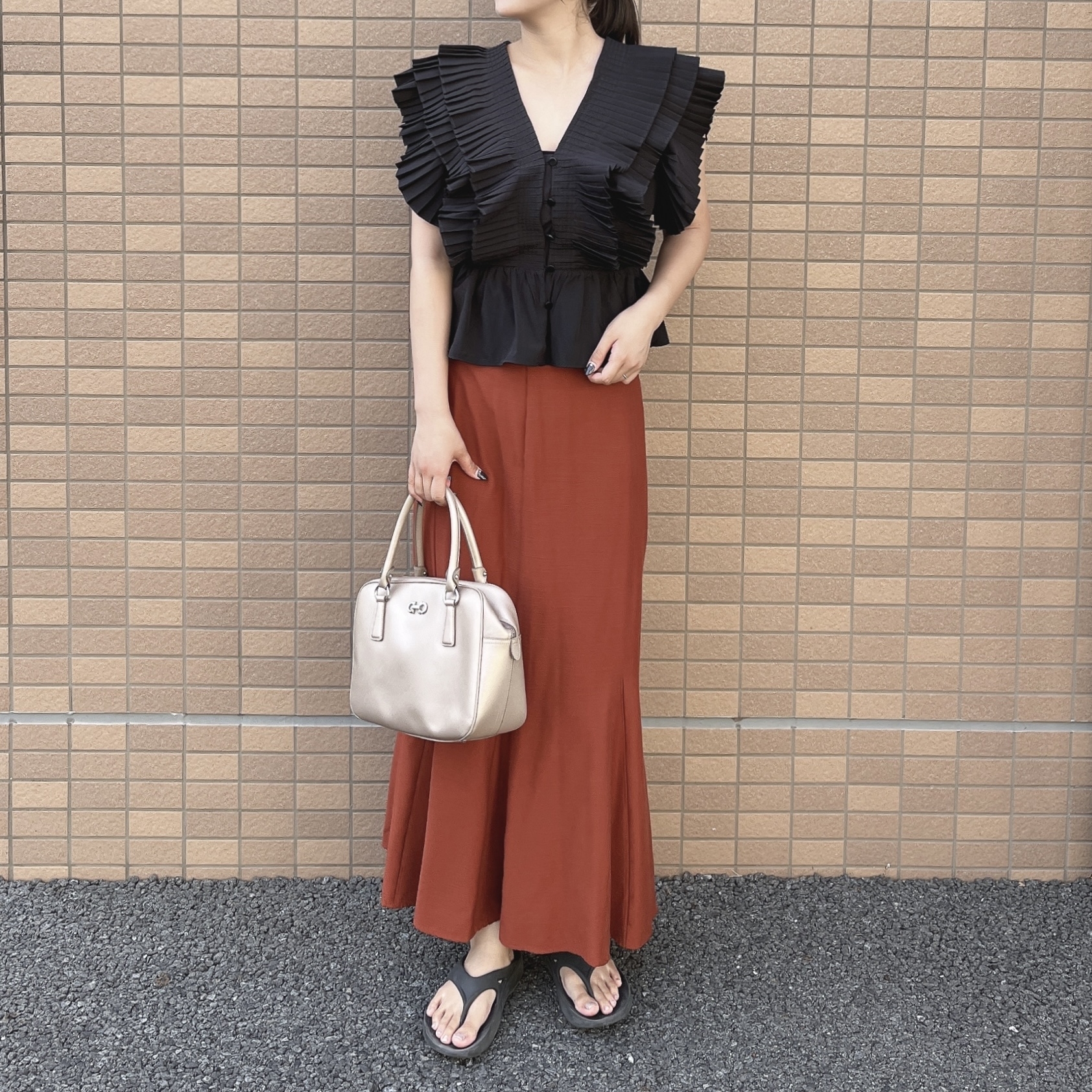 I_am(アイアム)のおすすめトップス「ショルダープリーツフリルブラウス」