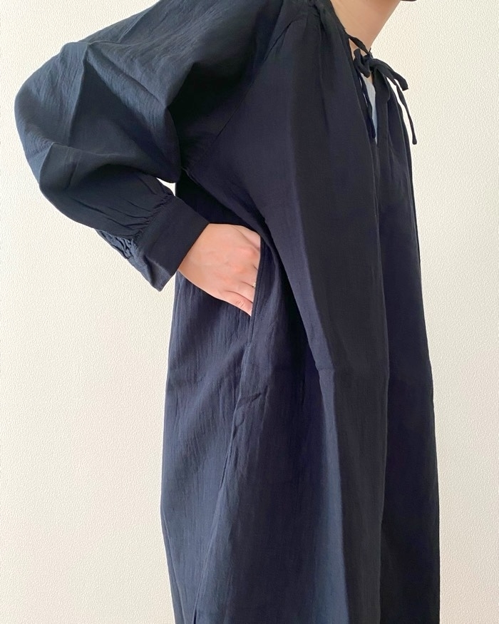 無印良品のおすすめファッションアイテム「婦人 ふんわりしぼガーゼ ロングワンピース」