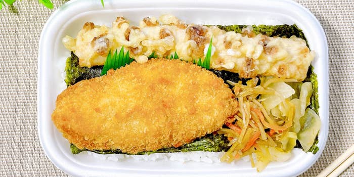 HottoMotto（ほっともっと）のリニューアルした「のり弁当」おかずがデカくてお腹いっぱいになるコスパいい人気メニュー