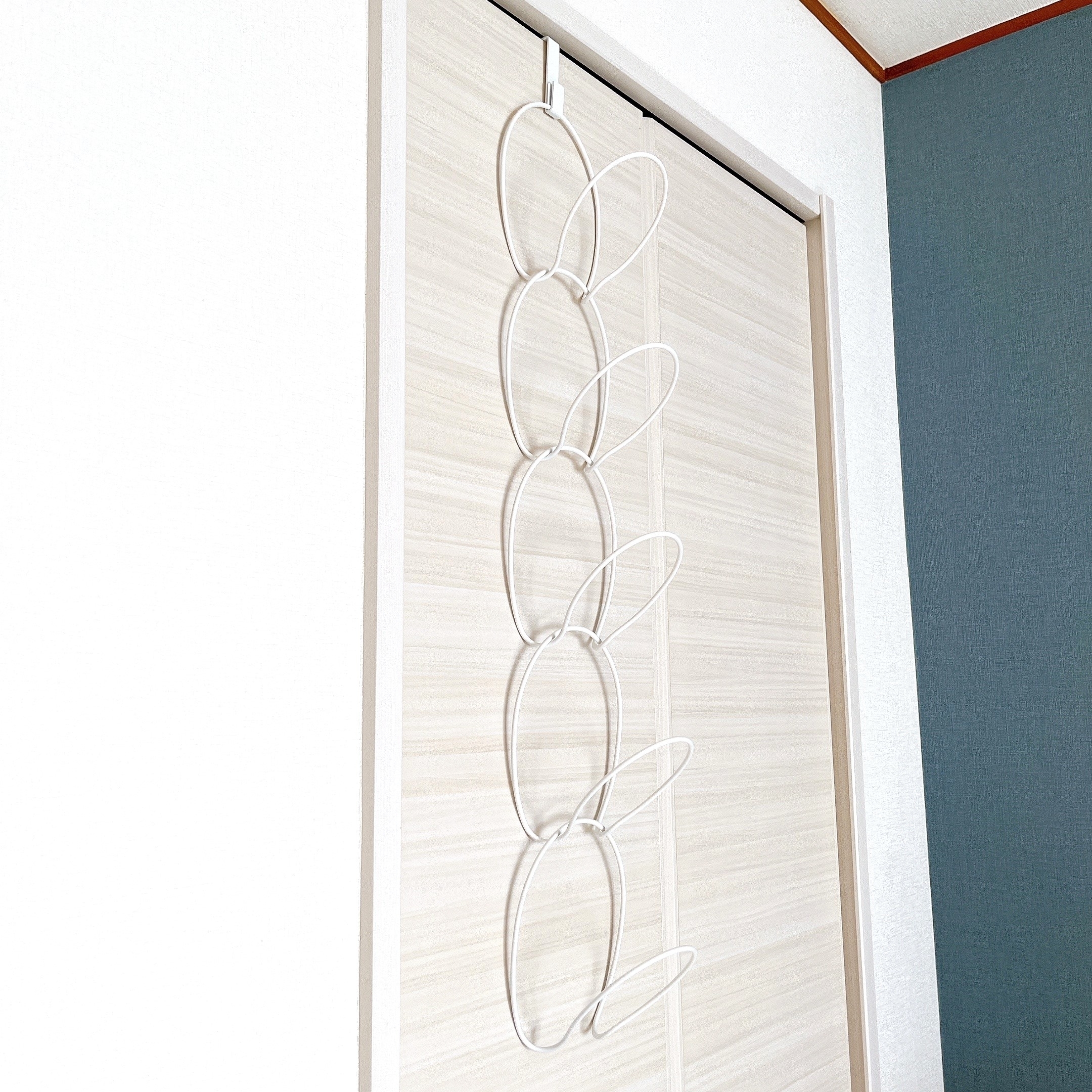 ニトリのおすすめ収納アイテム「ジョイントハンガー(リングス ホワイト)」