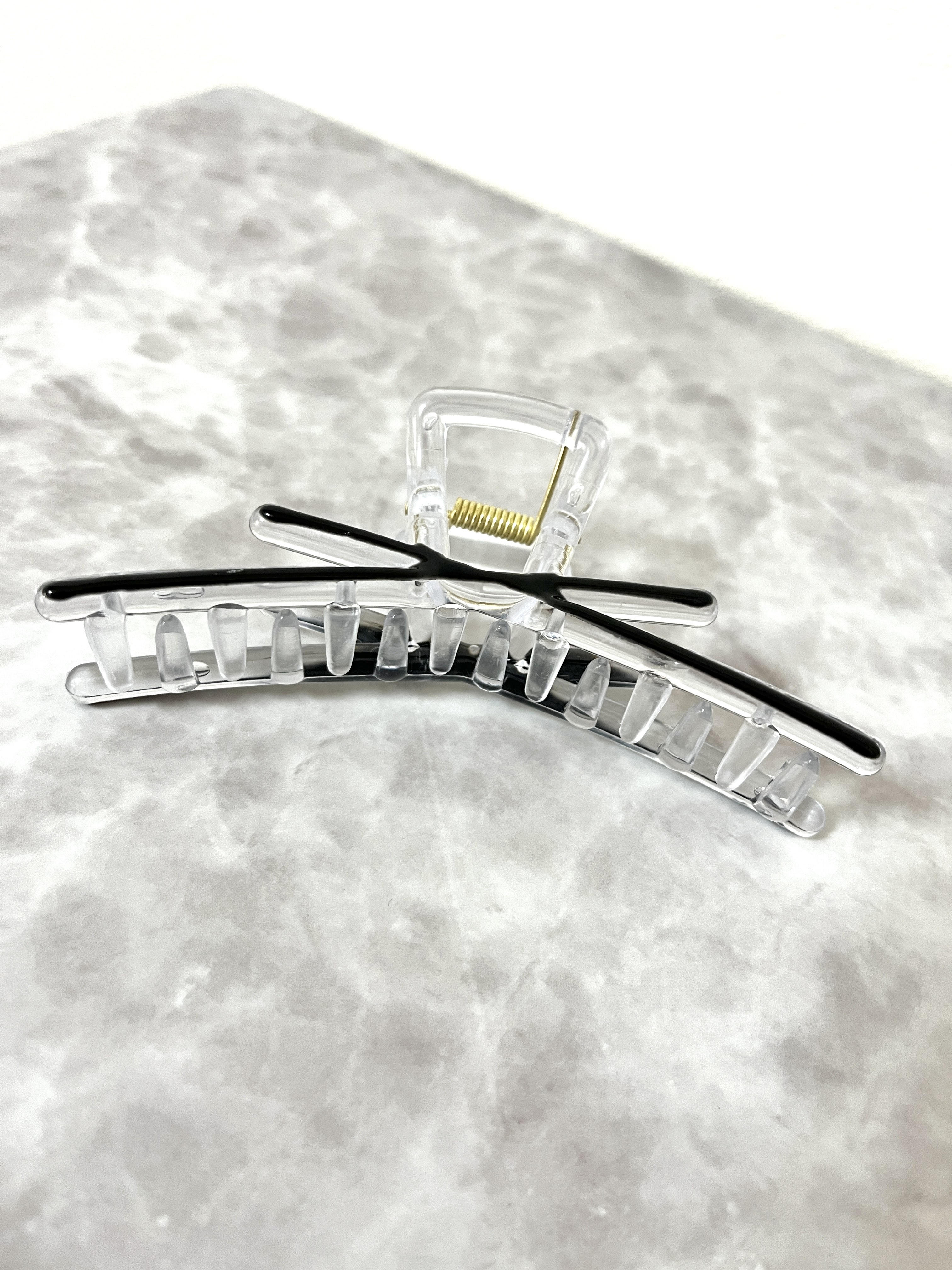 DAISO（ダイソー）の韓国っぽヘアアクセサリー「バンスクリップ（パイピング、スリムリボン）」