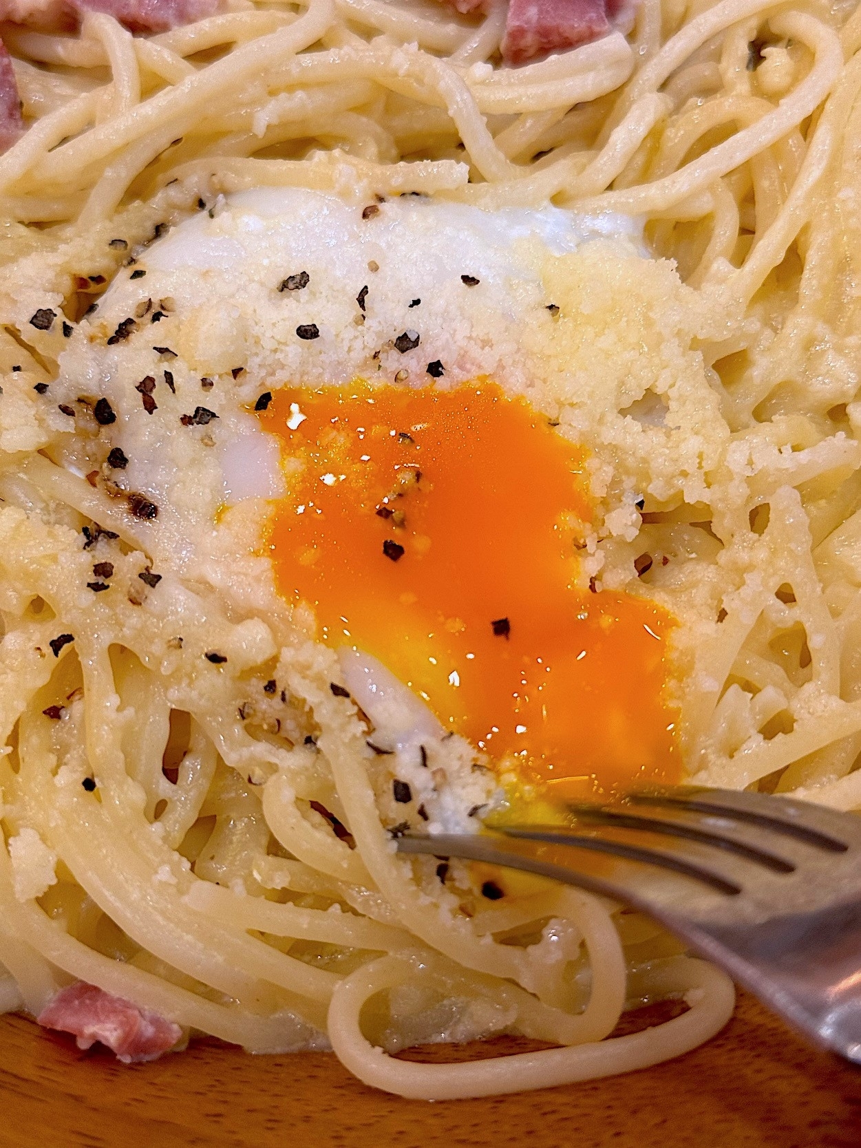 サイゼリヤのおすすめメニュー「カルボナーラ」