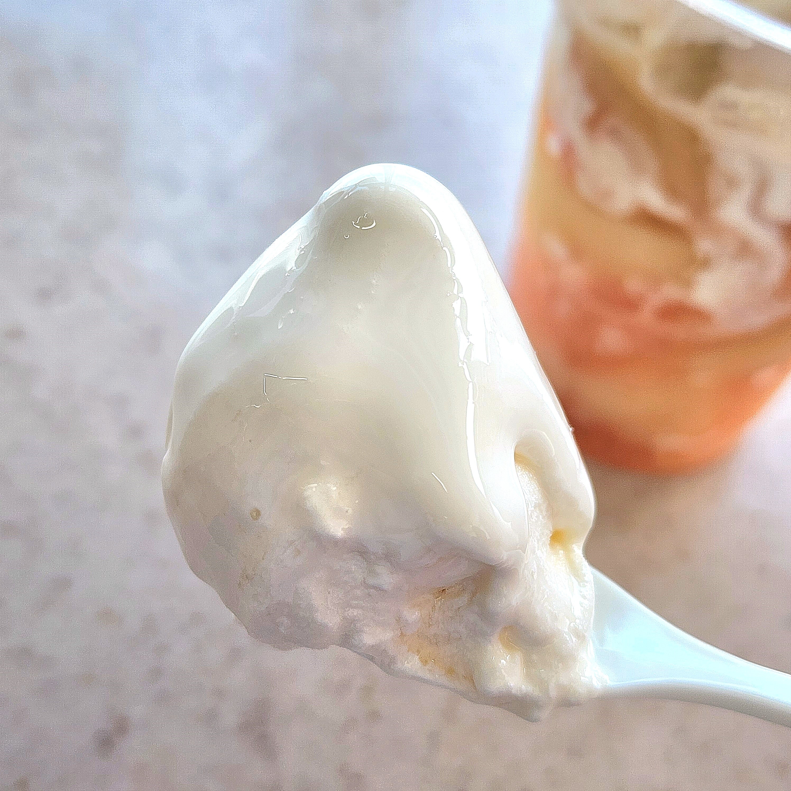 MINI STOP(ミニストップ)のおすすめスイーツ「得盛白桃パフェ」