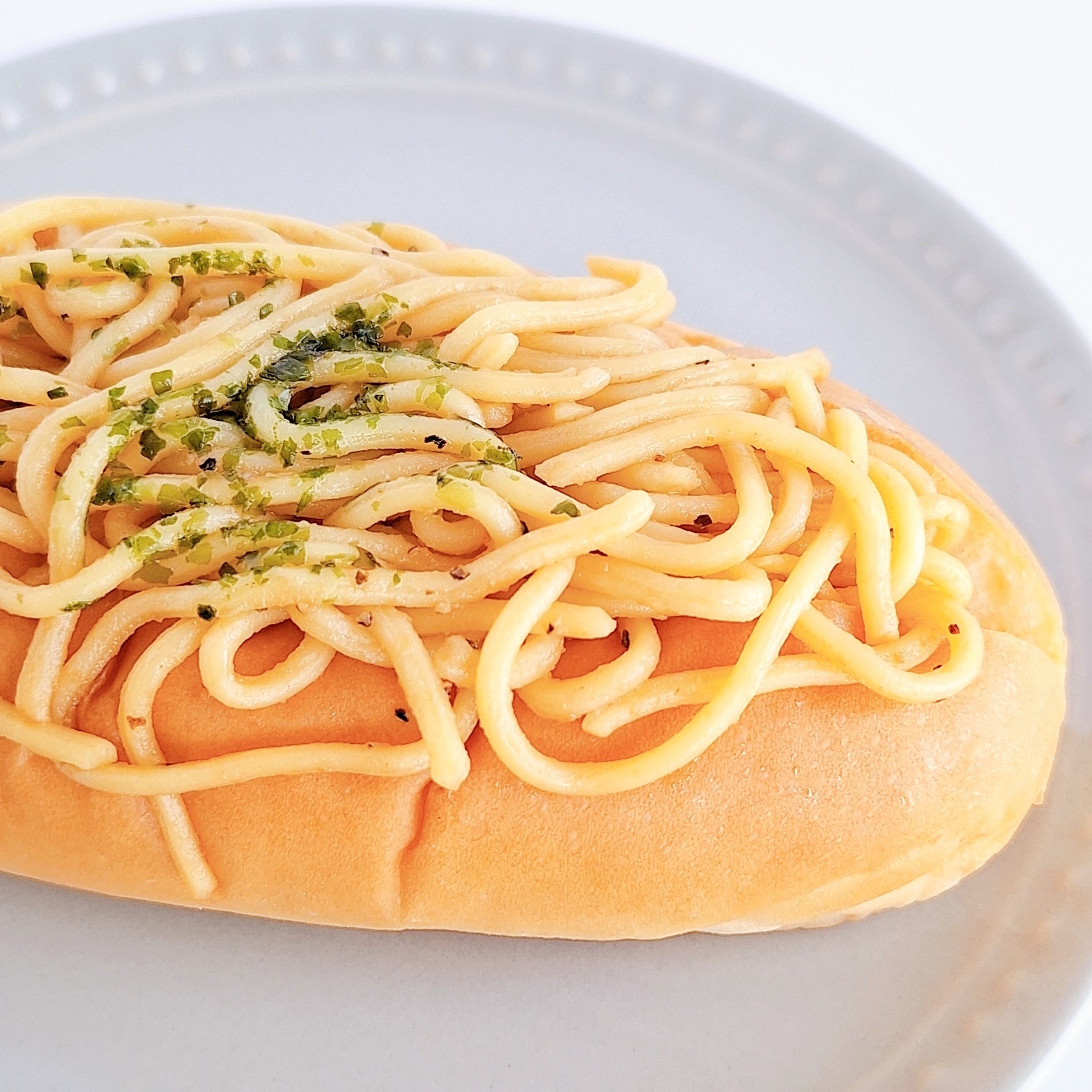 ローソンのおすすめパン「塩焼きそばパン」