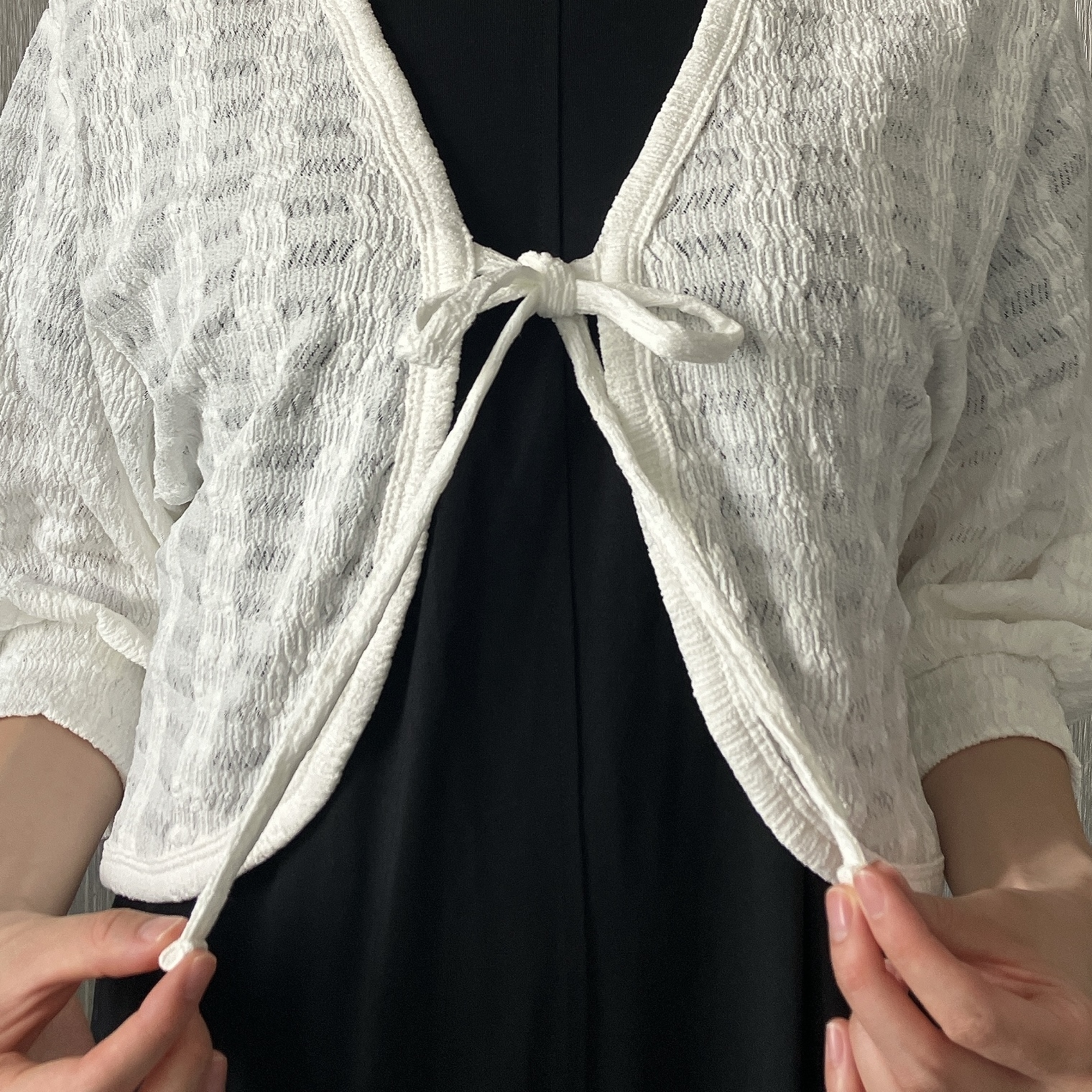 Honeys(ハニーズ)のおすすめカーディガン「7分袖リボン付カーデ」