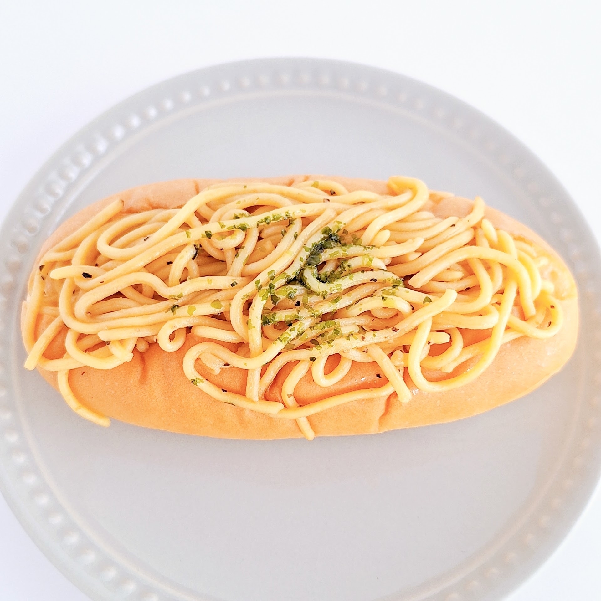 ローソンのおすすめパン「塩焼きそばパン」