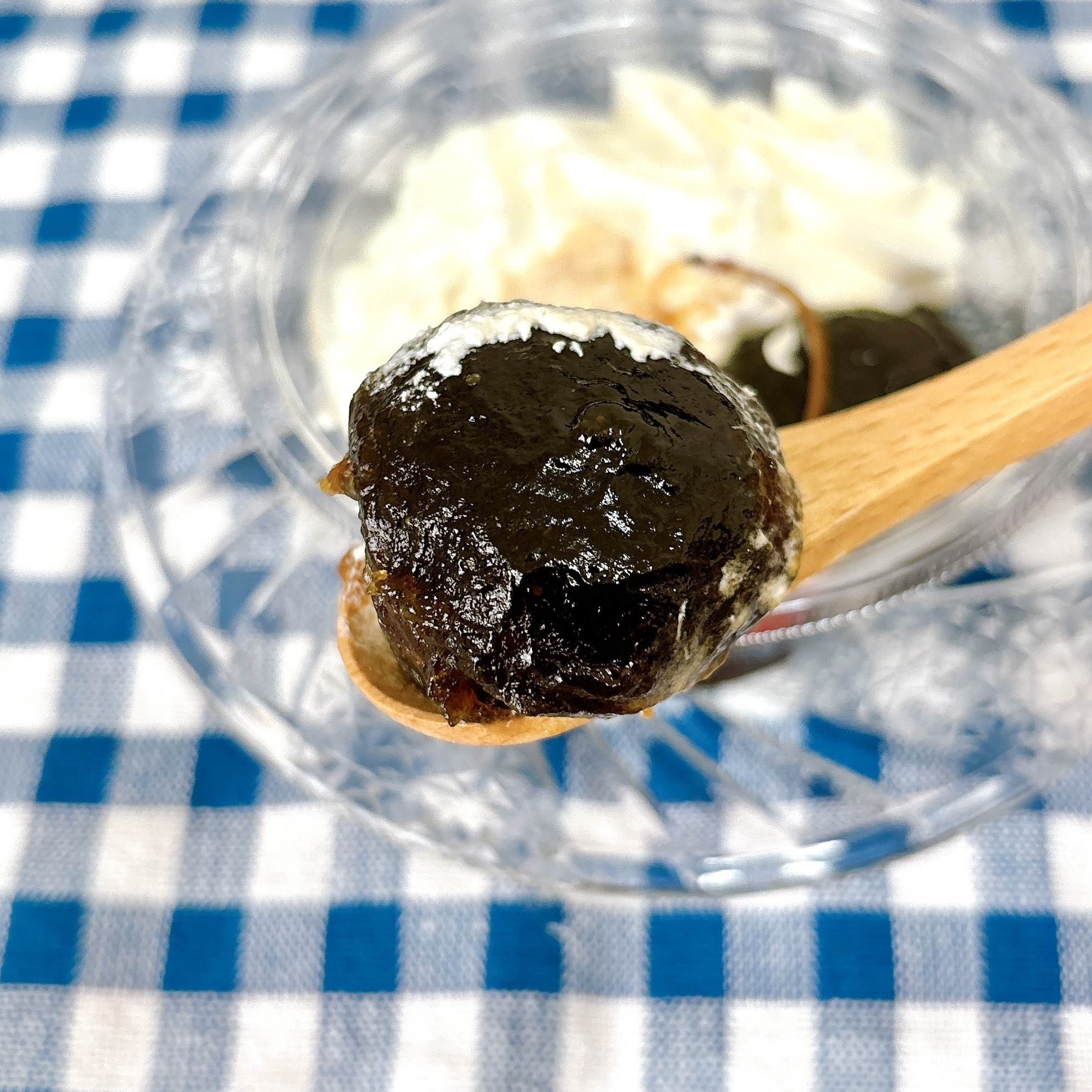 セブン-イレブンのおすすめのスイーツ「ホイップで食べる コーヒーわらび餅」