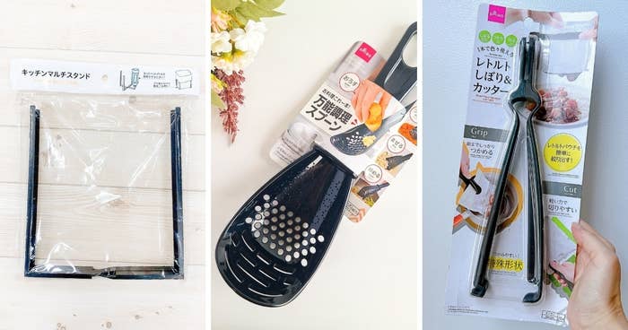 DAISO(ダイソー)のおすすめ雑貨「キッチンマルチスタンド」「レトルトしぼりandカッター」「万能調理スプーン」