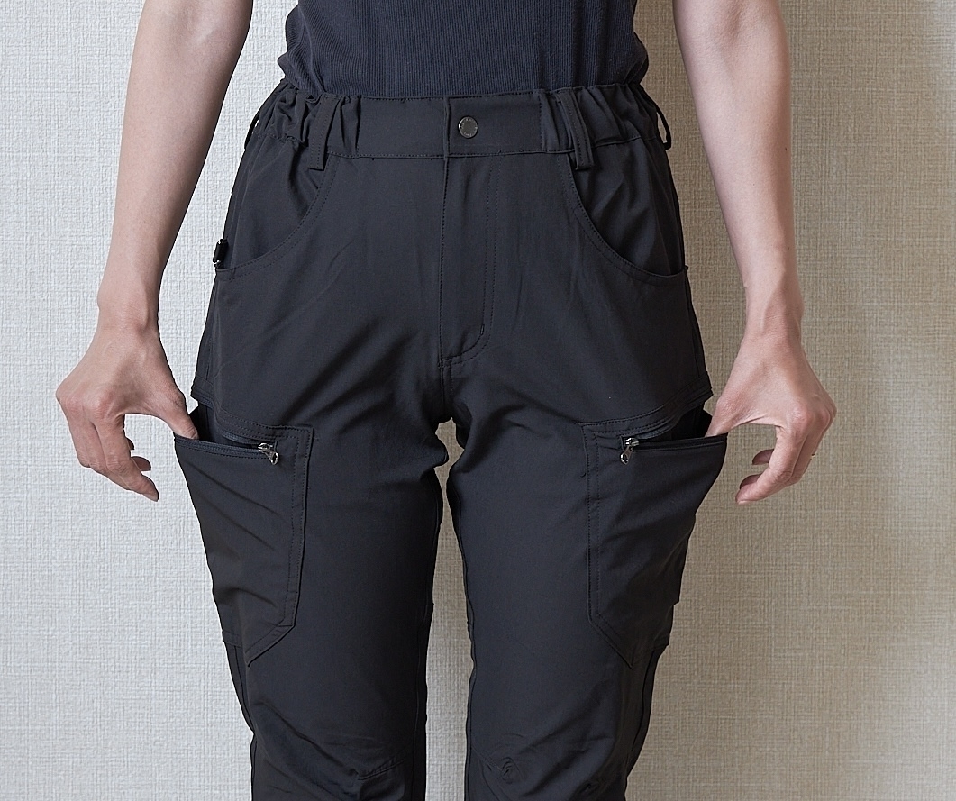 ワークマンのおすすめアイテム「レディースクライミングスプリットパンツ」