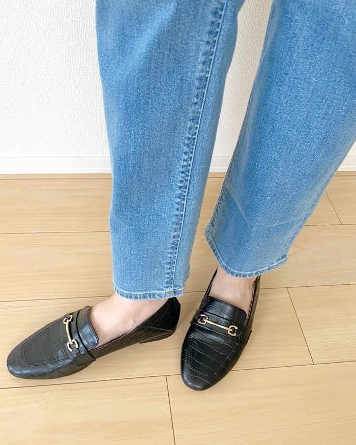 GUのオススメのパンツ「ミドルライズスリムジーンズ+E」