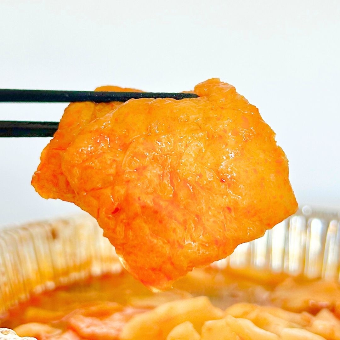 ローソンのおすすめフード「チゲ鍋 うどん入り」