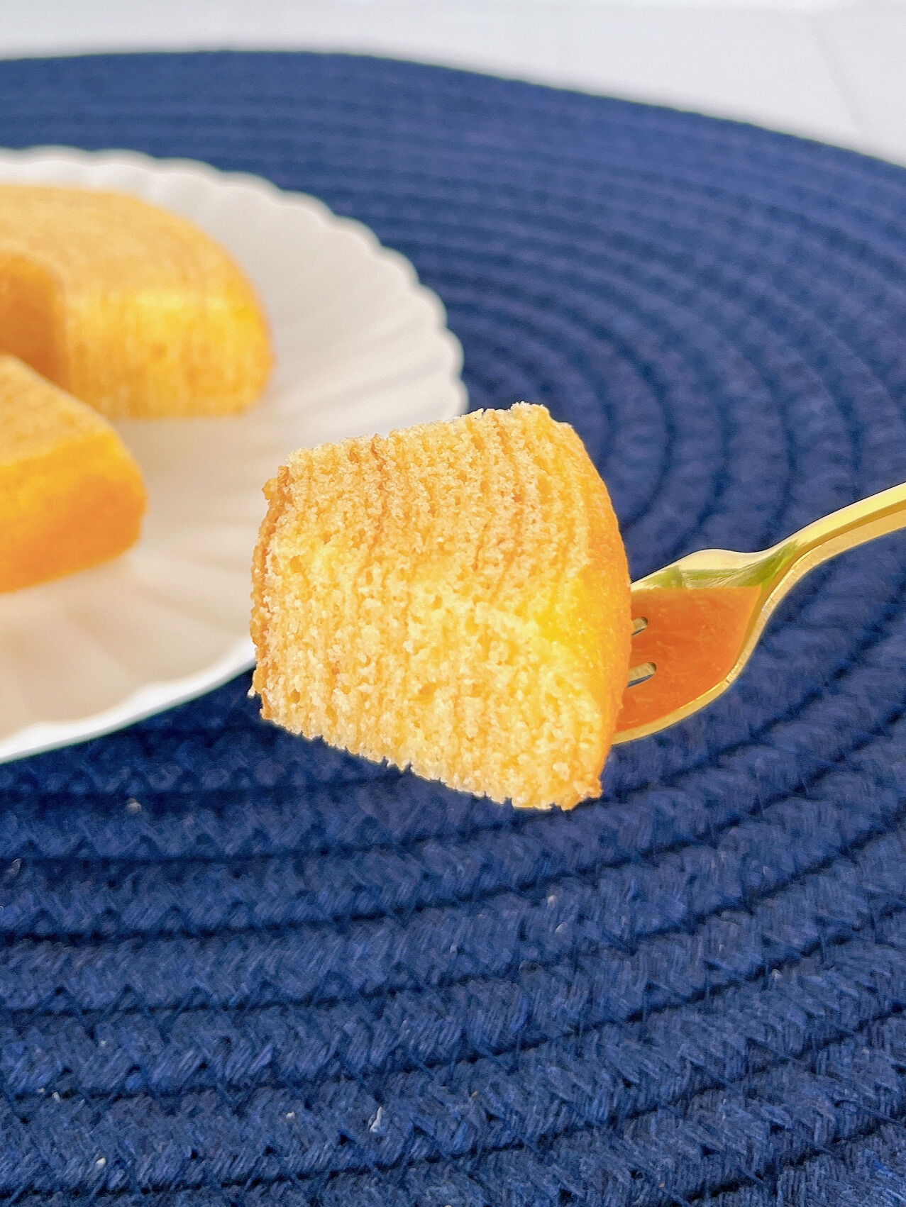 LAWSON(ローソン)のおすすめスイーツ「こだわり素材のバウムクーヘン」