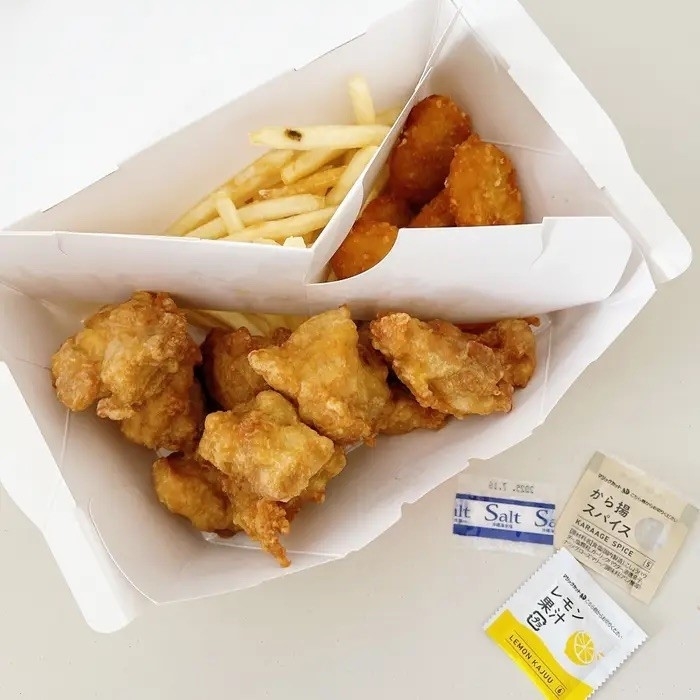 ほっともっとのおすすめメニュー「チキンバラエティパック(トリプル)」