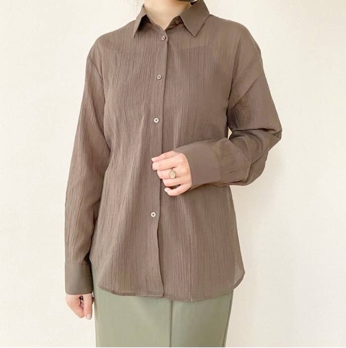 ＧＵのおすすめアイテム「テクスチャーシアーシャツNTQ+E」