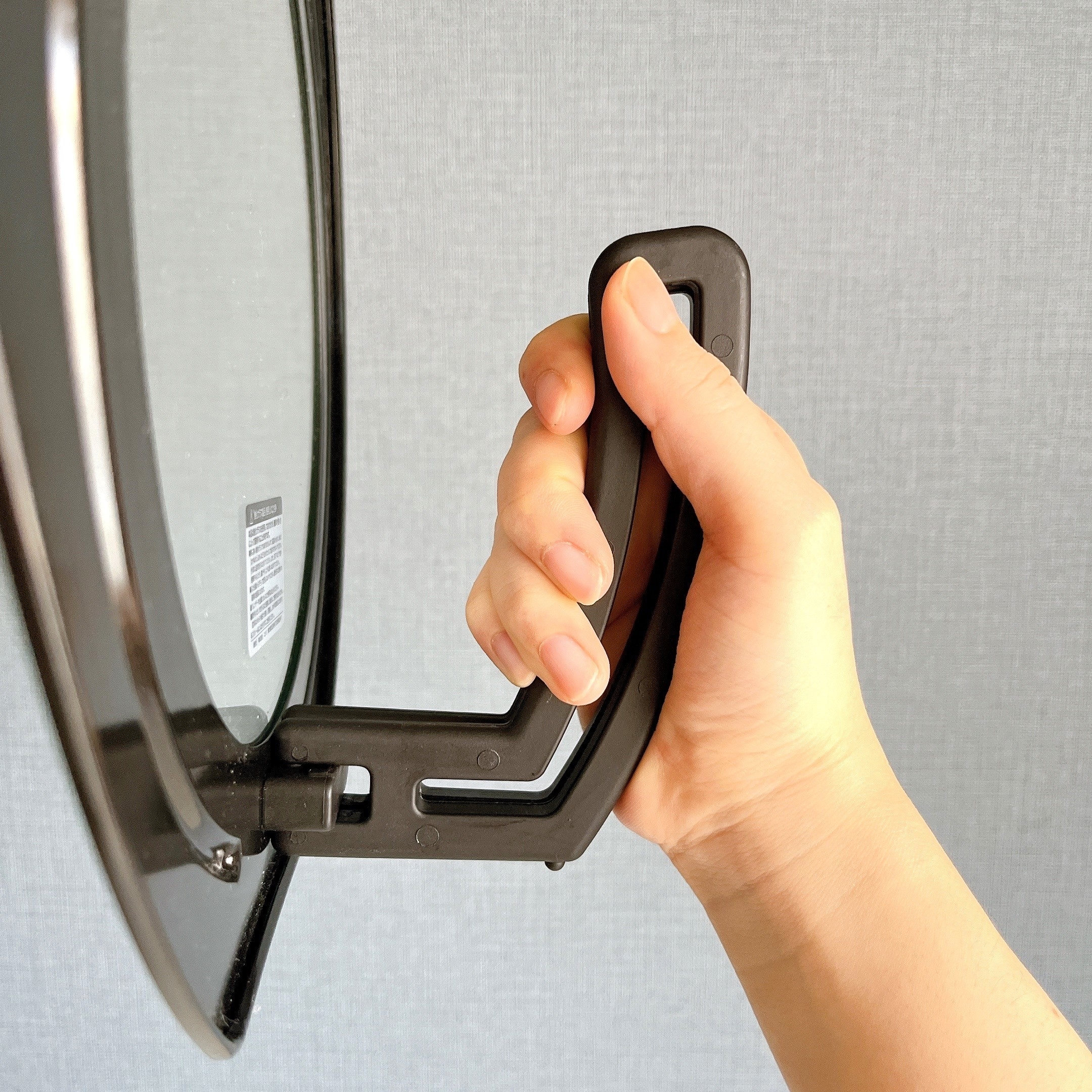 ニトリのオススメのグッズ「立ってたたんで収納できる兼用蓋（22・24・26cm）」