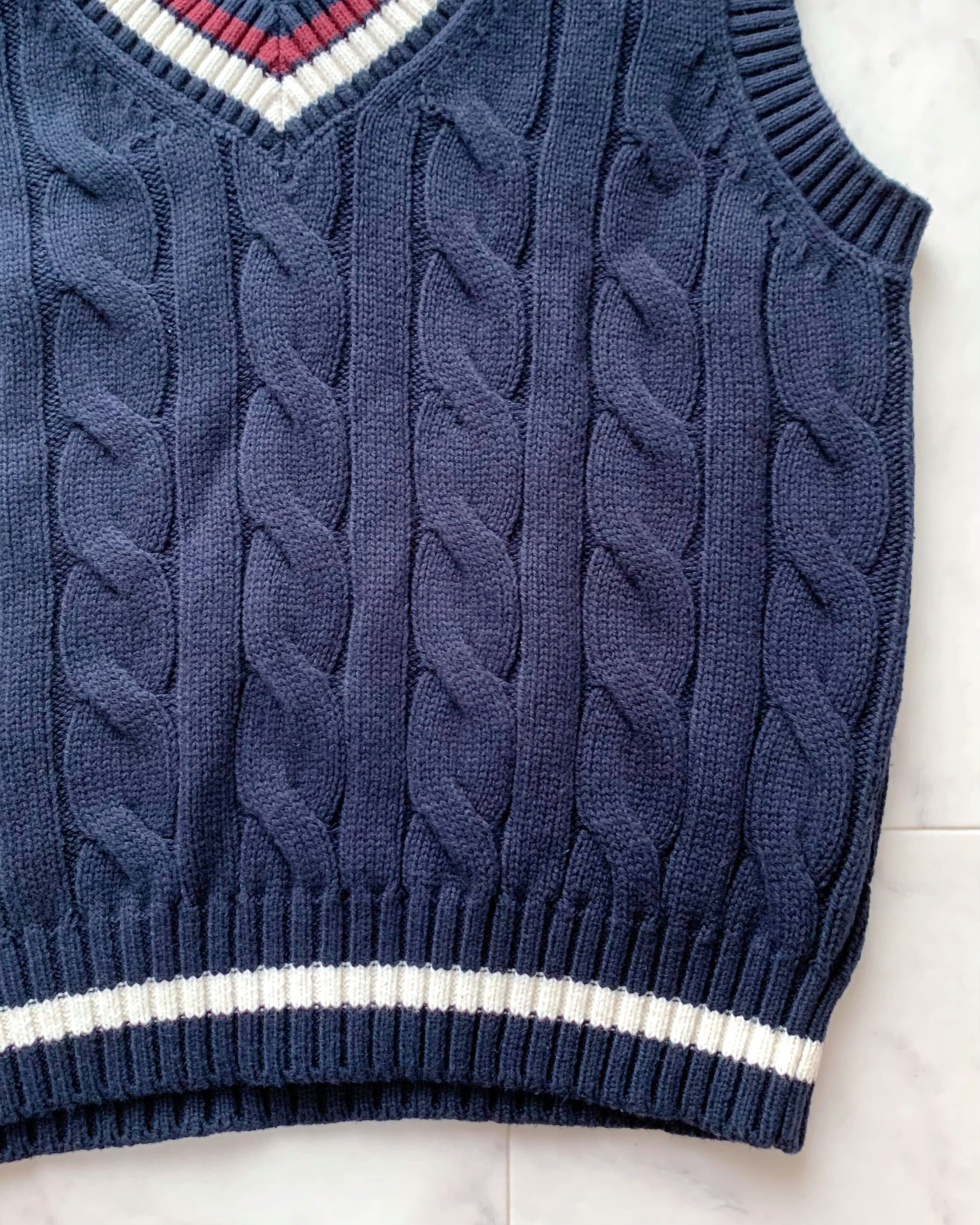 GUのオススメのベスト「チルデンケーブルベスト」