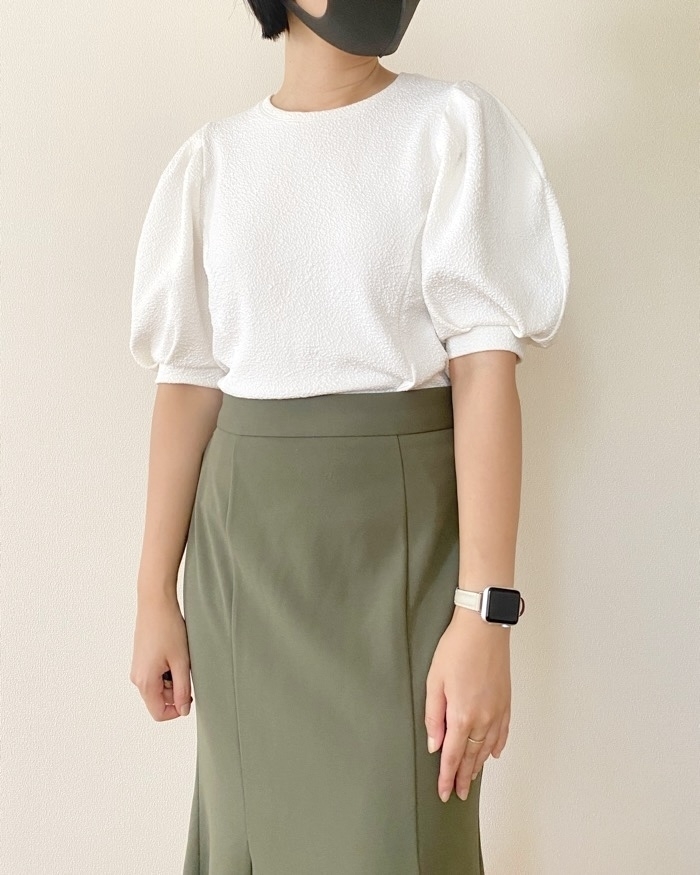 GU（ジーユー）のおすすめファッションアイテム「ボリュームスリーブT（5分袖）Z+E」