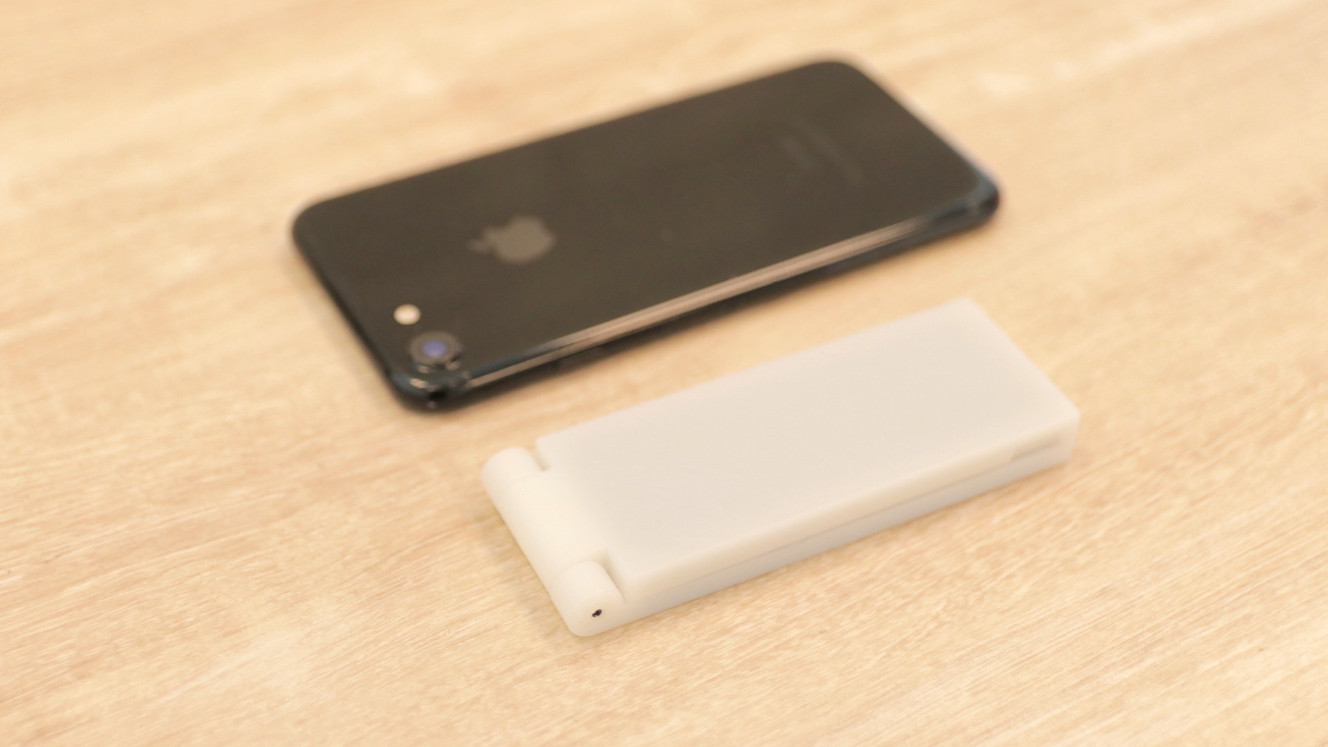 無印良品のおすすめ掃除グッズ「携帯用洋服クリーナー」