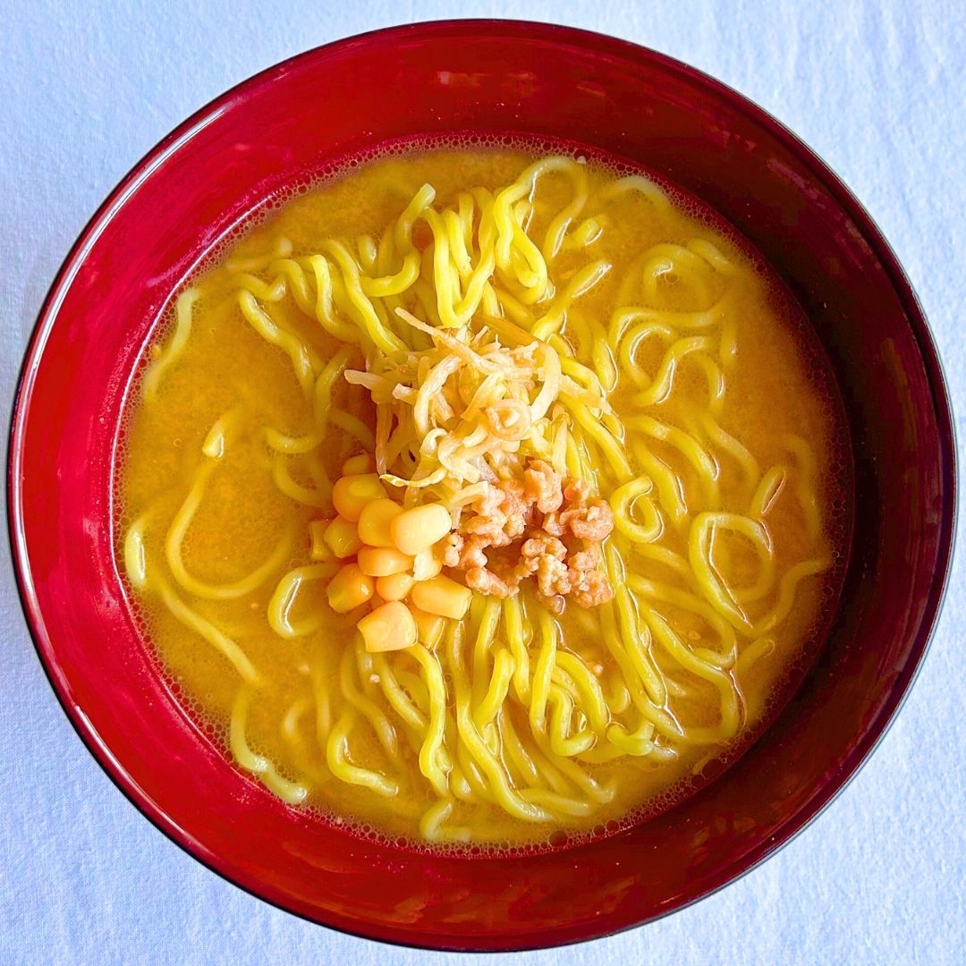 ローソンのおすすめフード「香味野菜香る具付き味噌ラーメン」