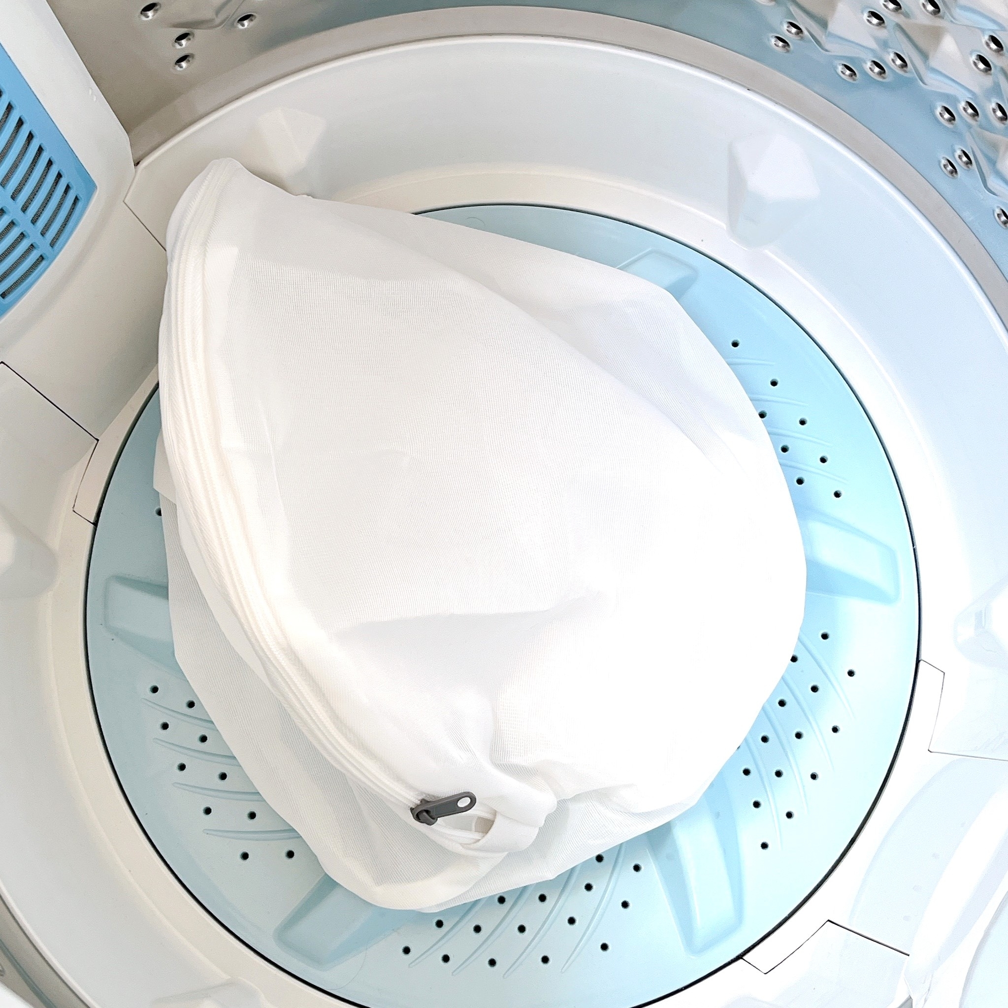 無印良品のオススメのグッズ「ポリエステル両面使える洗濯ネット」