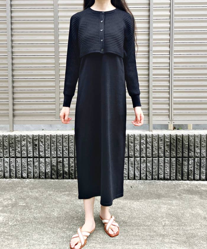 GU（ジーユー）のおすすめワンピース「2ピースカーディガンセットワンピース」