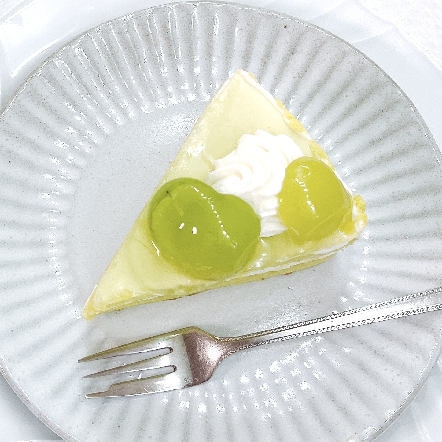 コージーコーナーのおすすめスイーツ「シャインマスカットショート」