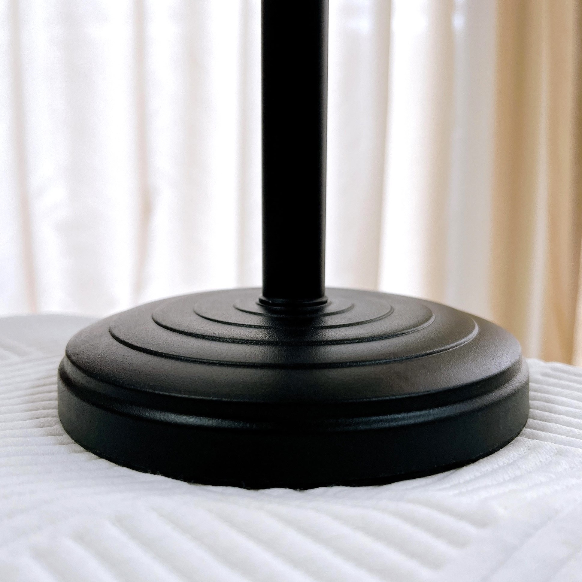 CanDo（キャンドゥ）のおすすめ便利アイテム「スマートフォンスタンド」