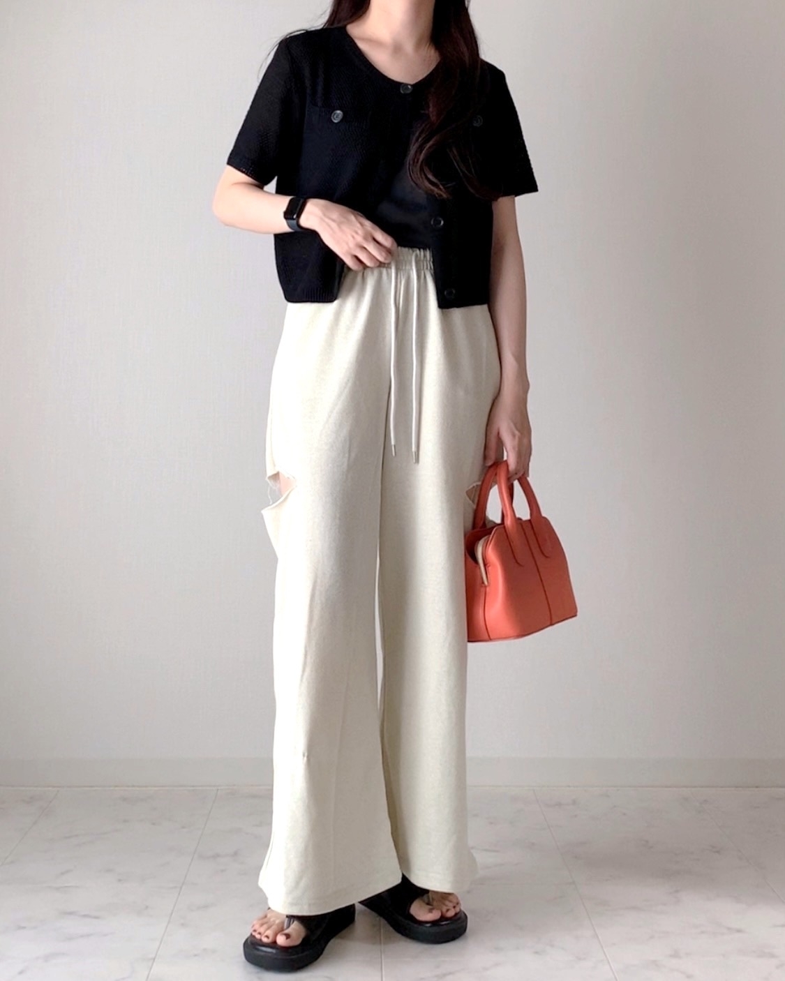 しまむらのおすすめファッションアイテム「ニットCDハンソデ」のコーディネート