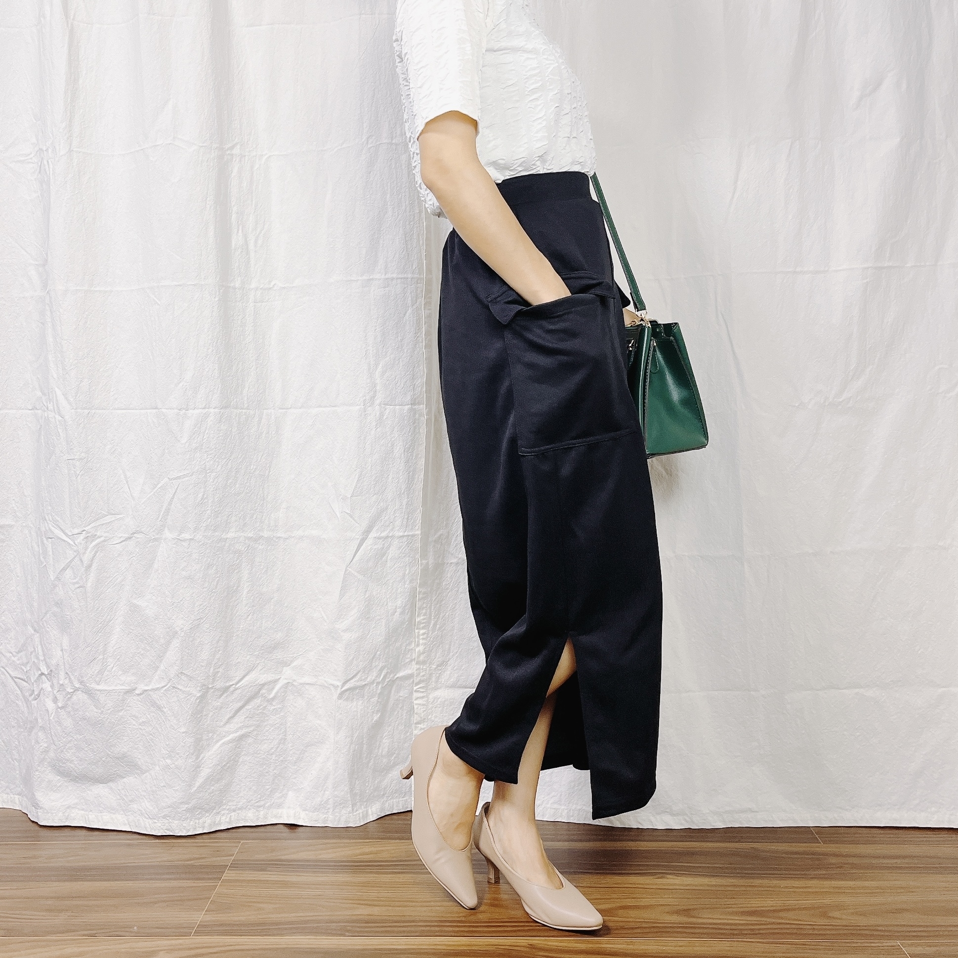 しまむらのおすすめファッションアイテム「リブDBカーゴナローSK」