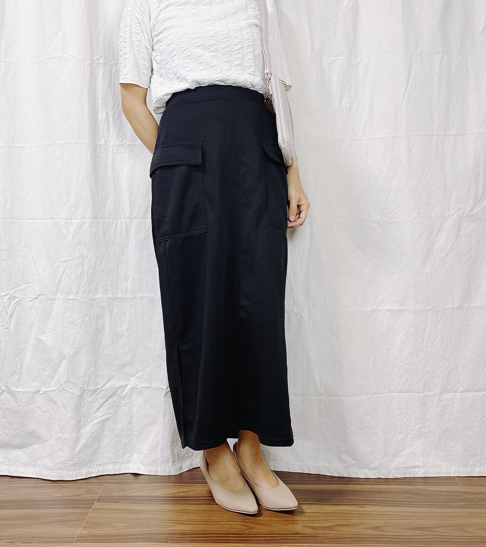 しまむらのおすすめファッションアイテム「リブDBカーゴナローSK」