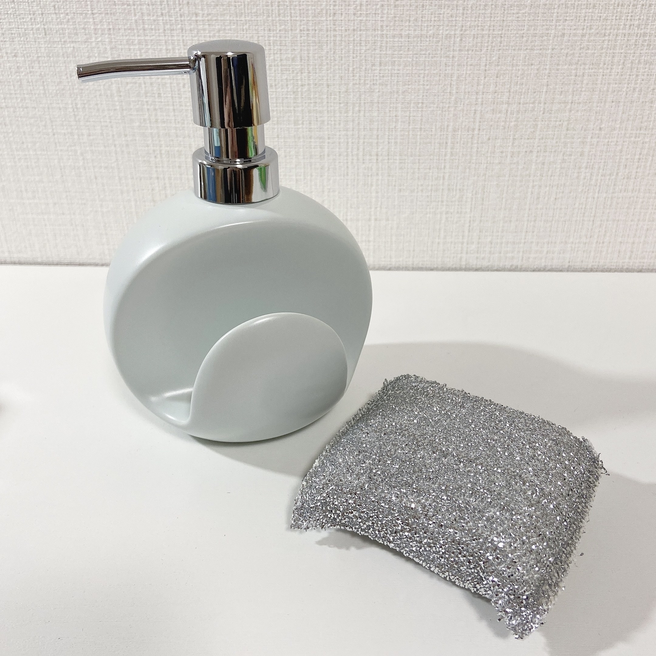 フランフランおすすめ便利グッズ「ピーニュ キッチンディスペンサー マットグレー」