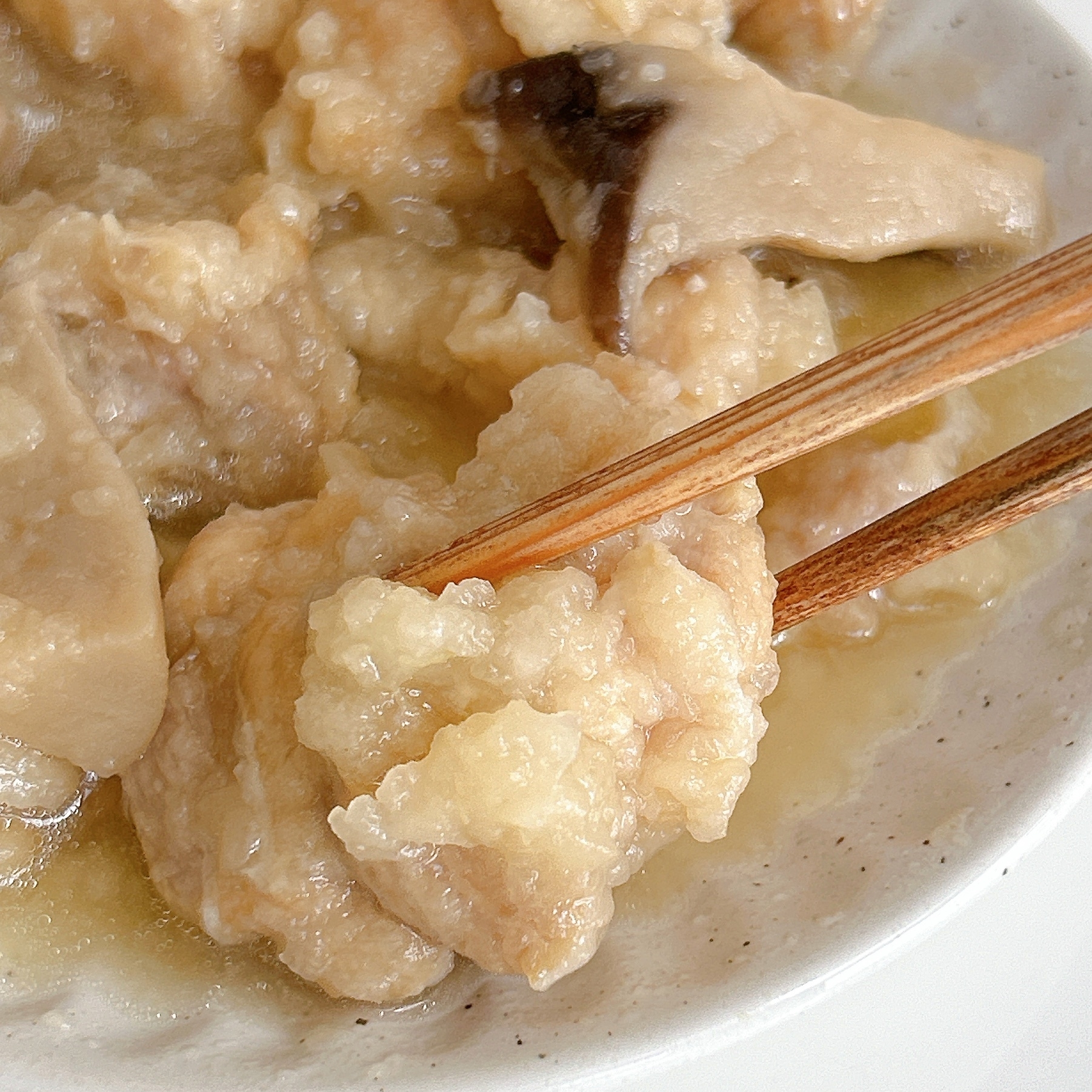 LAWSON(ローソン)のおすすめレトルト食品「分とく山監修 鶏のみぞれ煮」