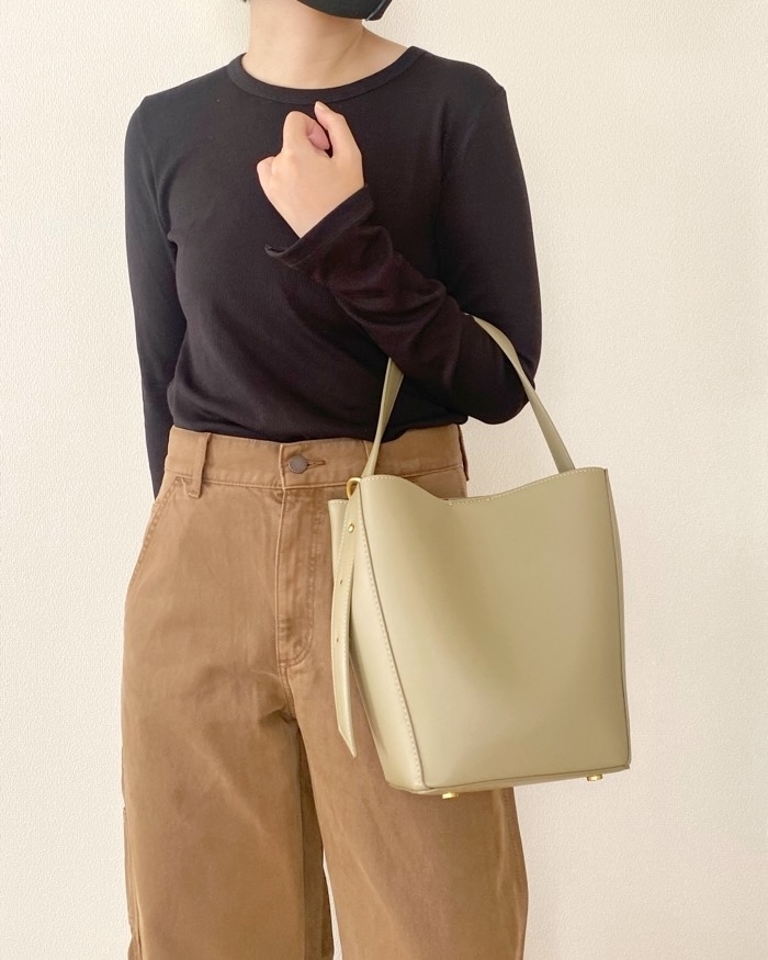 zara バケツ 型 バッグ