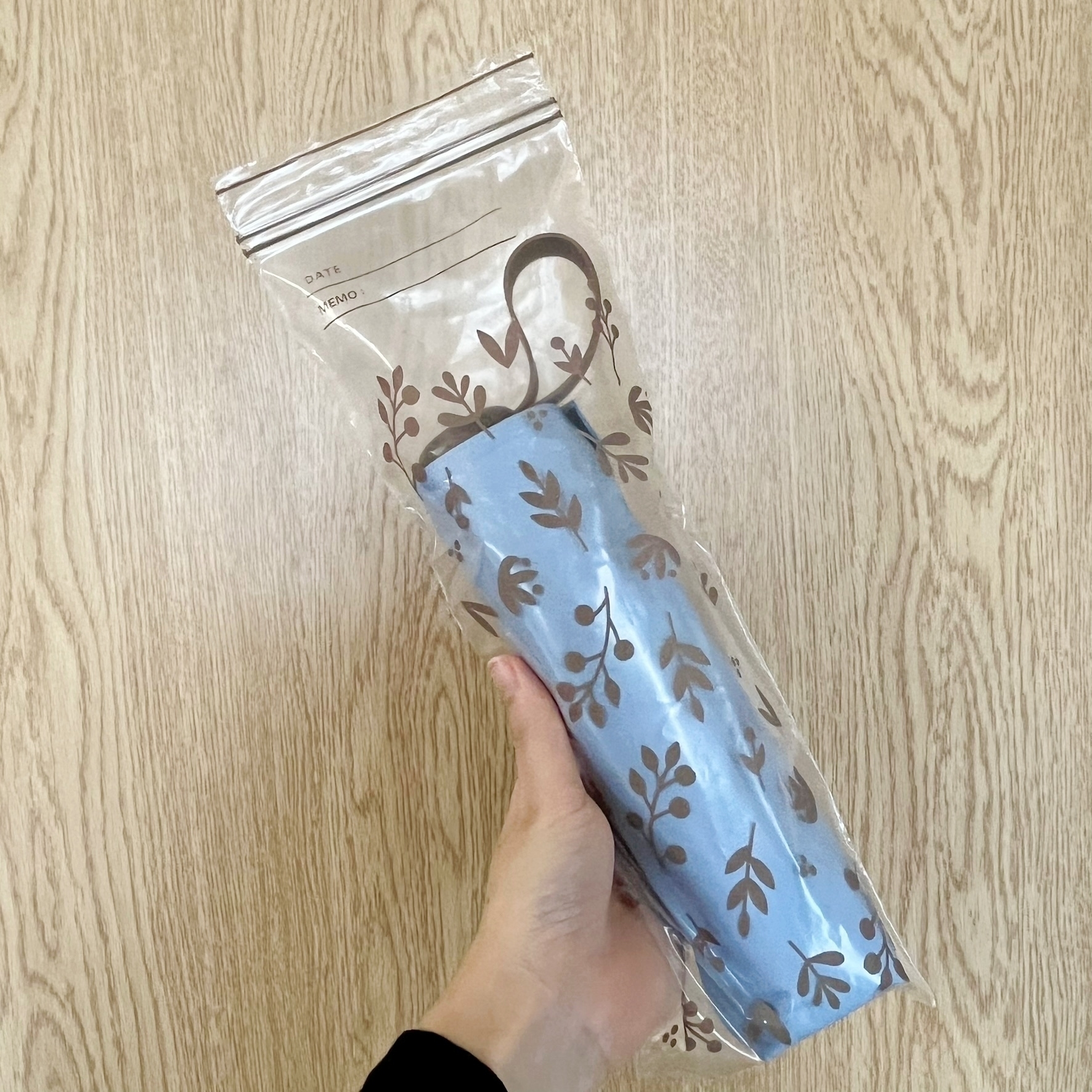 ニトリのおすすめ便利グッズ「フリーザーバッグ ダブルジッパー マチ無し ロングサイズ 24枚入 リーフ」